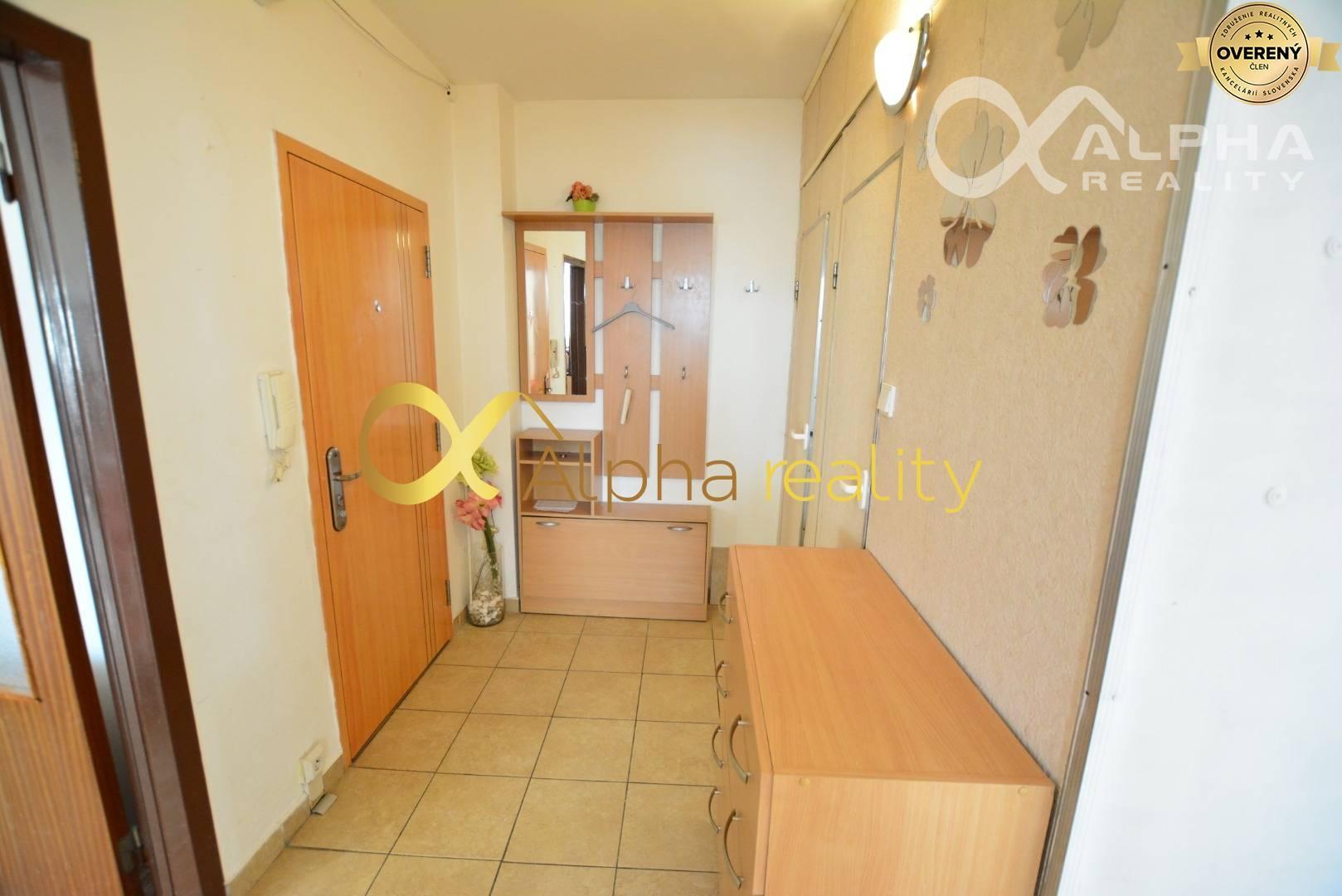 Prenájom 3 izbový byt s loggiou, sídlisko Mier, Spišská Nová Ves