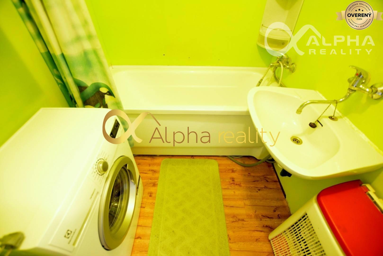 REZERVOVANÉ, 3i byt s loggiou, sídlisko Východ, Spišská Nová Ves