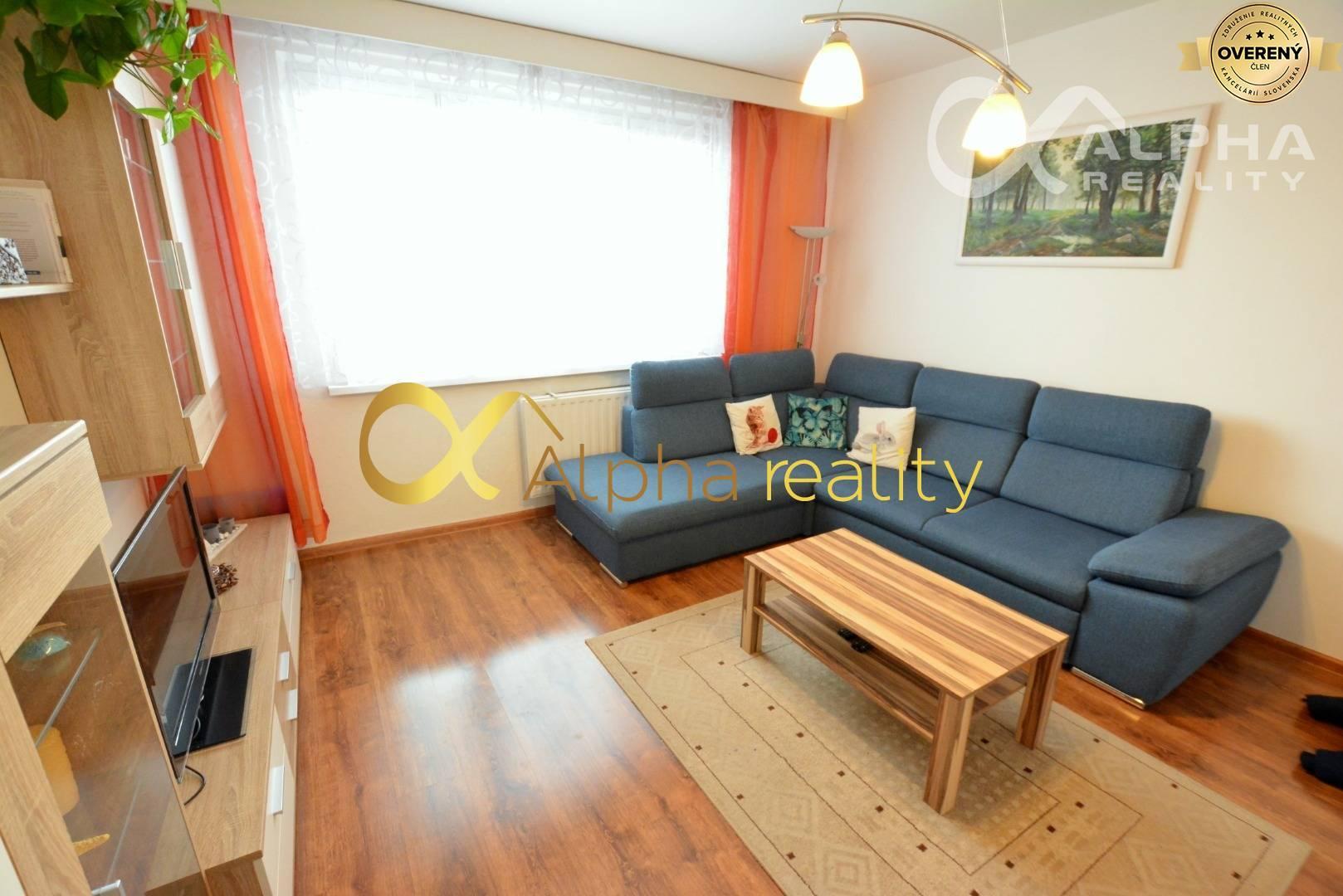 REZERVOVANÉ, 3i byt s loggiou, sídlisko Východ, Spišská Nová Ves