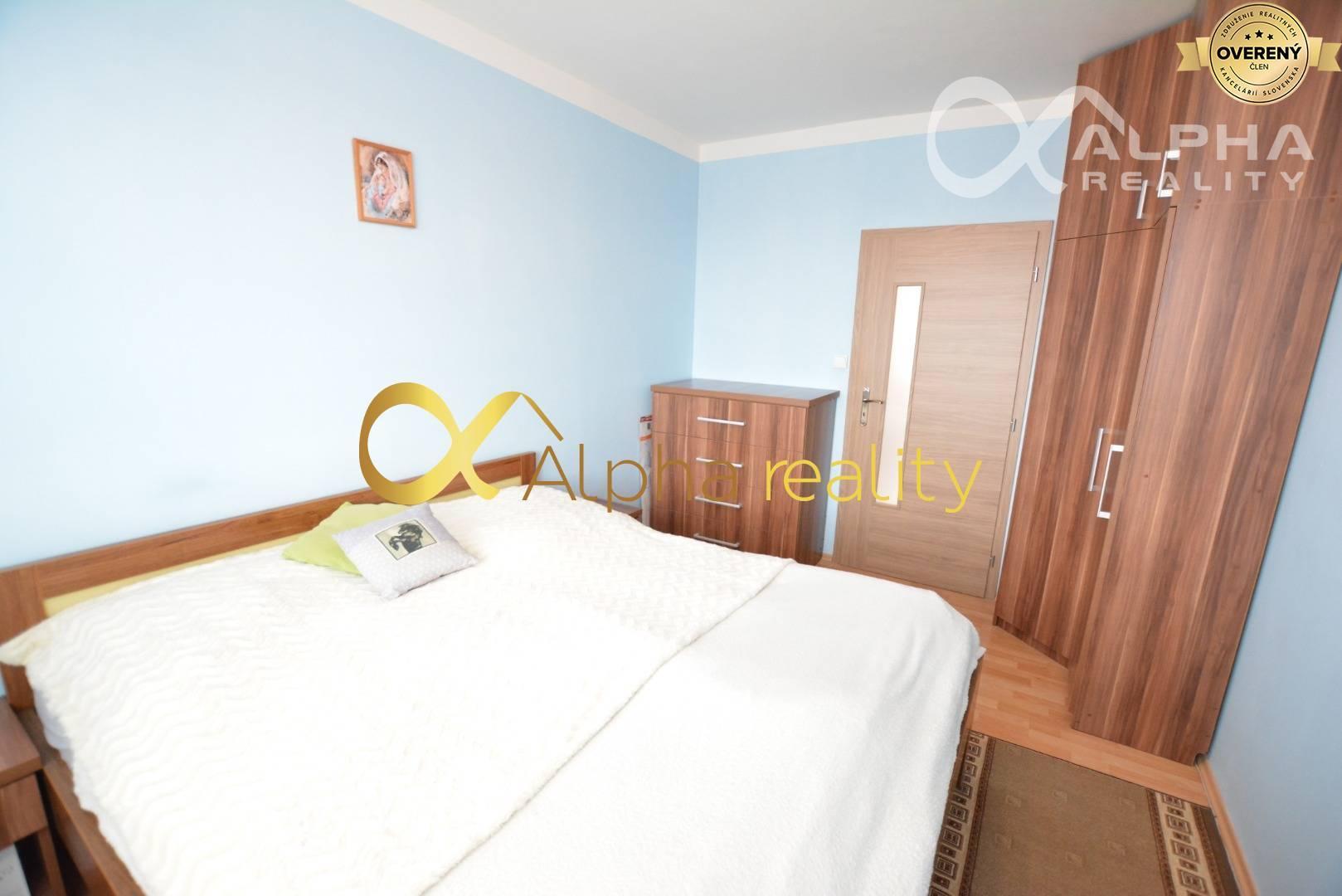 REZERVOVANÉ, 3i byt s loggiou, sídlisko Východ, Spišská Nová Ves