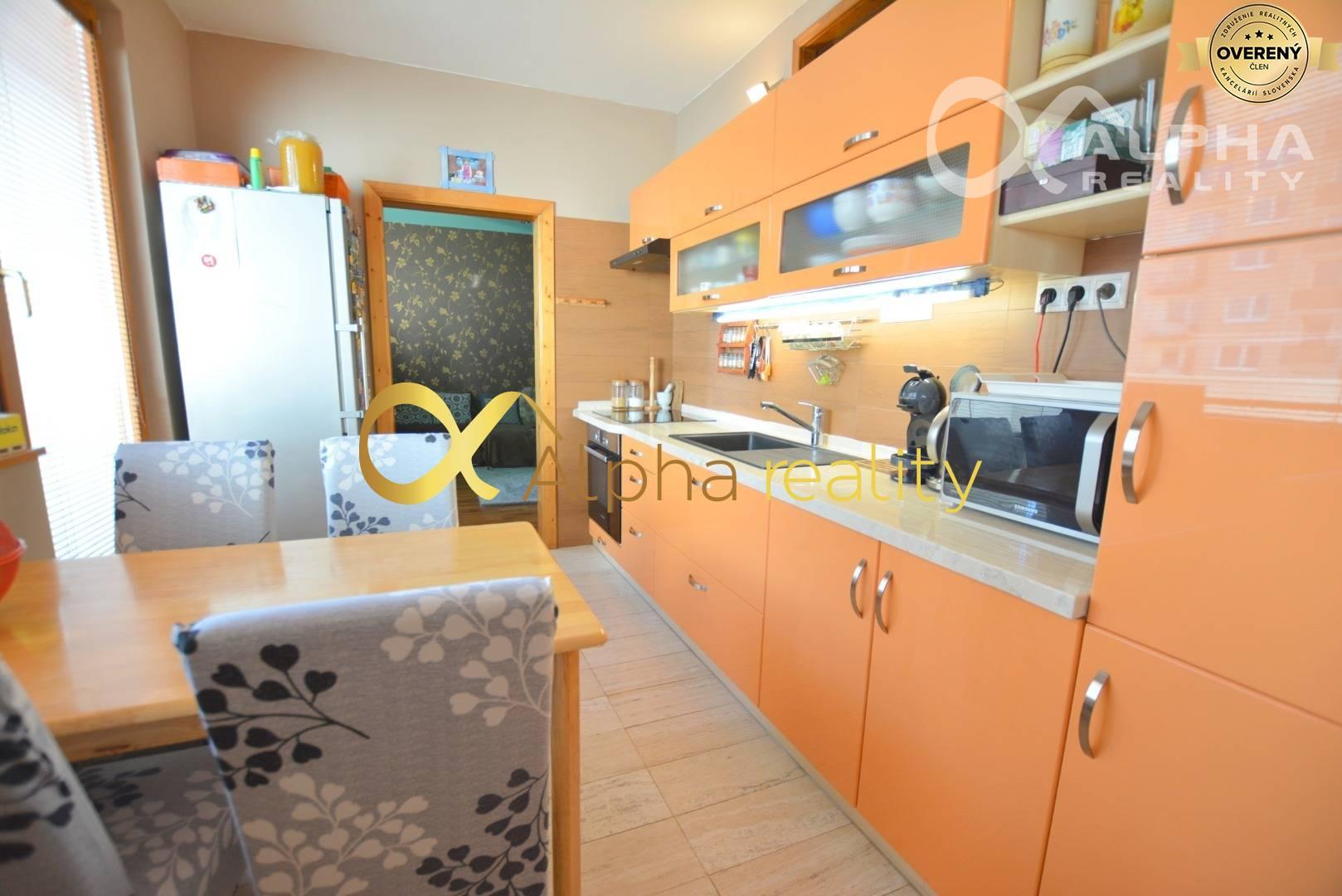 EXKLUZÍVNE 3 izbový byt s loggiou, sídlisko Západ, Spišská Nová Ves