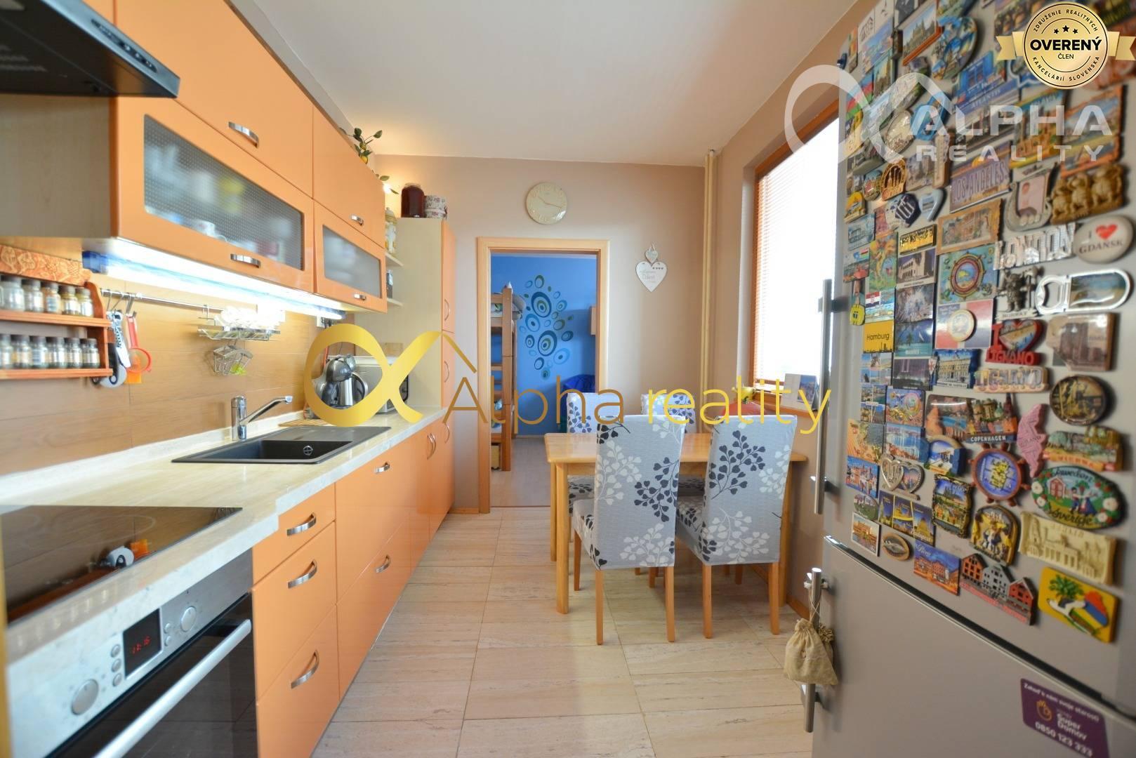 EXKLUZÍVNE 3 izbový byt s loggiou, sídlisko Západ, Spišská Nová Ves