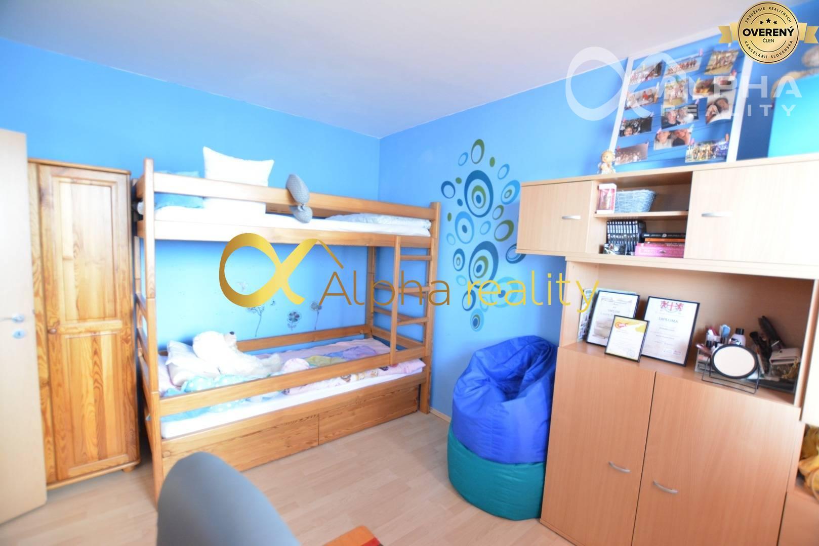 EXKLUZÍVNE 3 izbový byt s loggiou, sídlisko Západ, Spišská Nová Ves