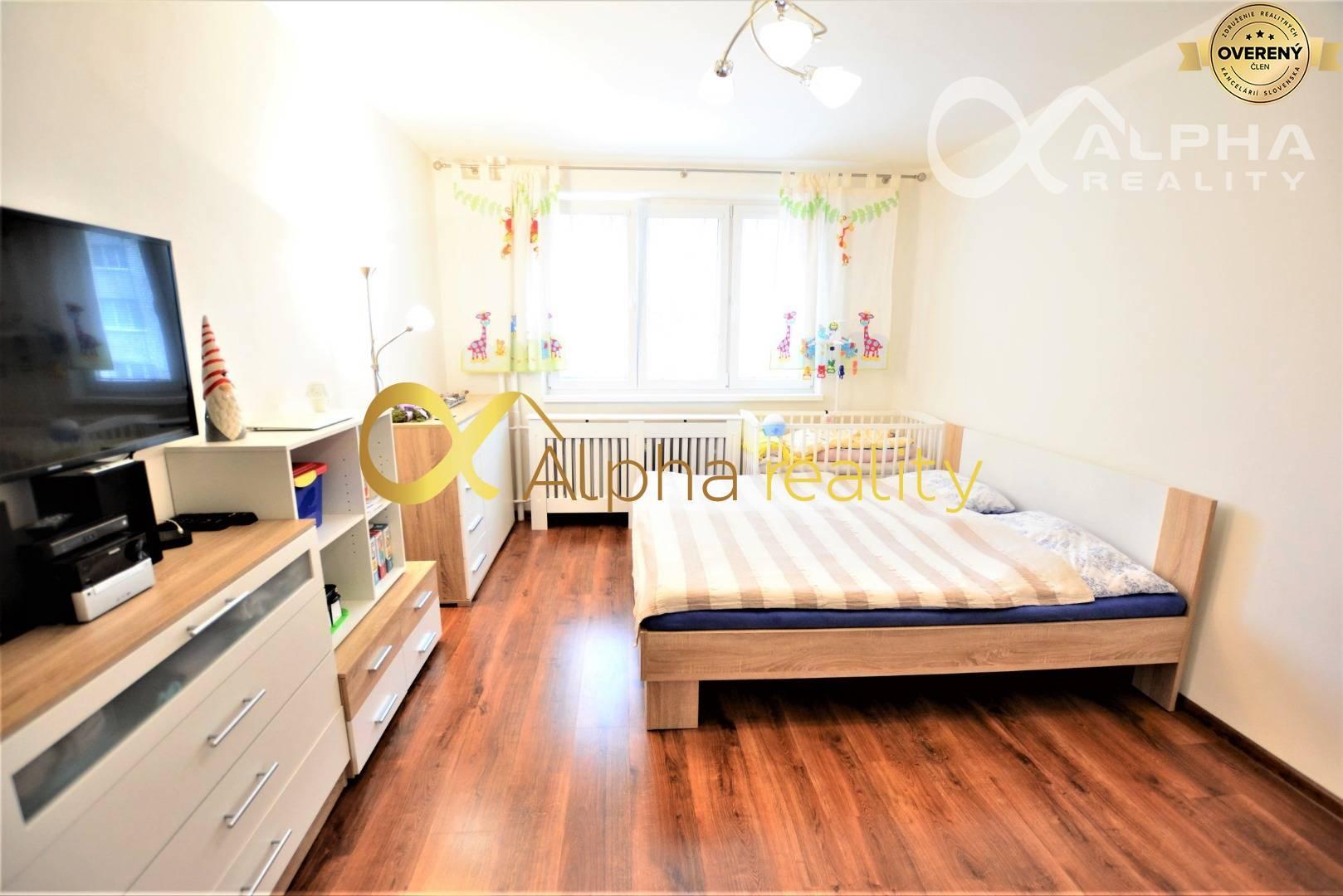 Exkluzívne 1 izbový byt, širšie centrum, Spišská Nová Ves