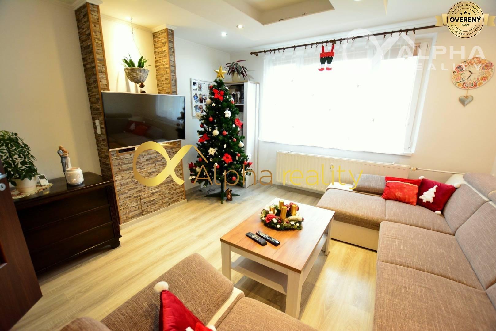 Prenájom 4 izbový byt s loggiou, sídlisko Mier, Spišská Nová Ves