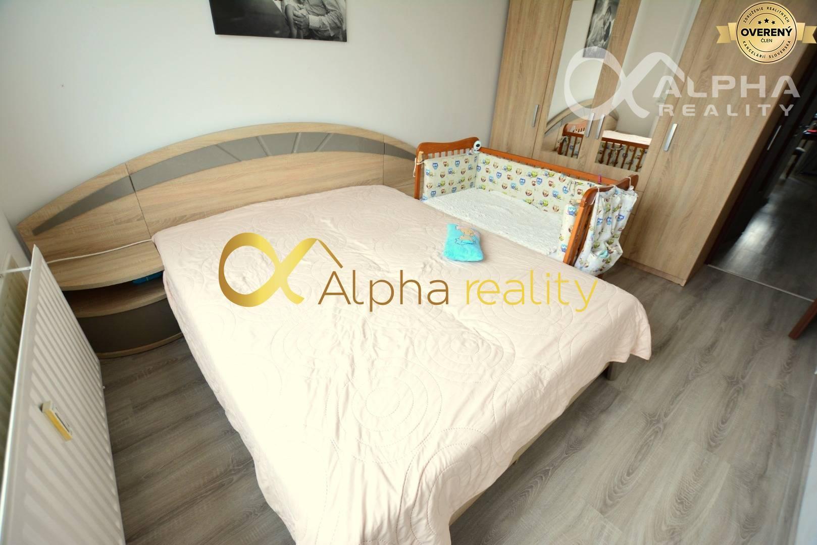 Prenájom 4 izbový byt s loggiou, sídlisko Mier, Spišská Nová Ves