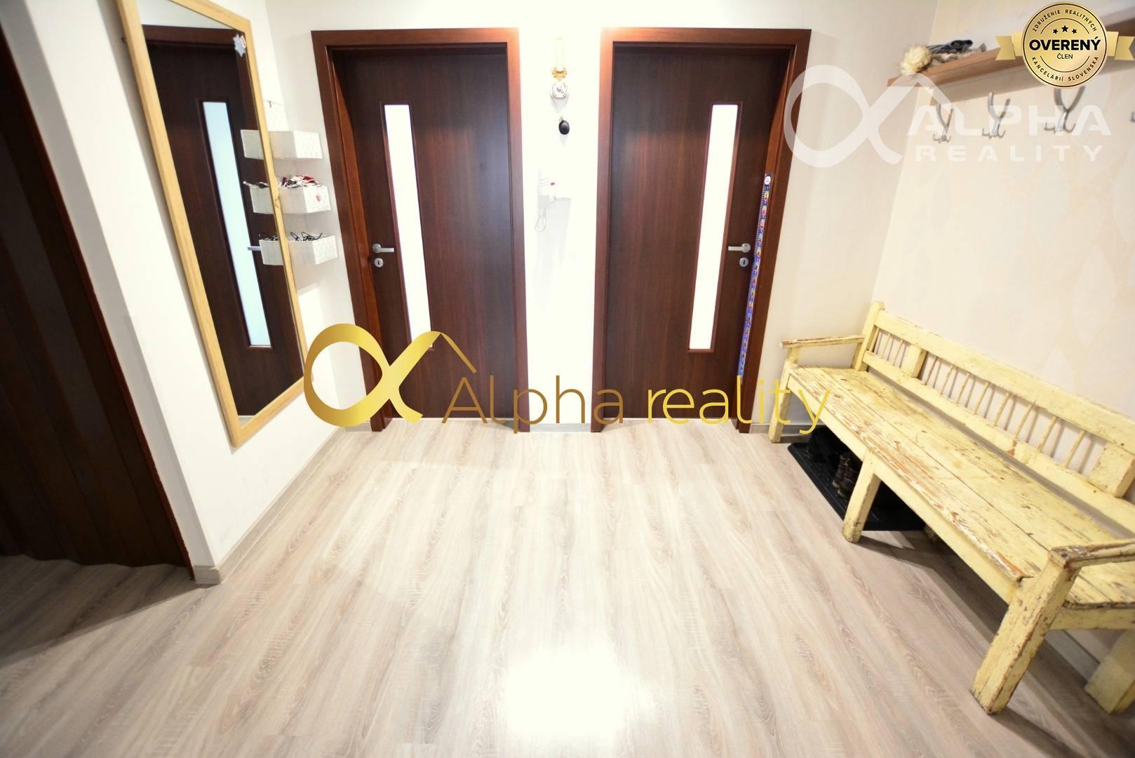 Prenájom 4 izbový byt s loggiou, sídlisko Mier, Spišská Nová Ves