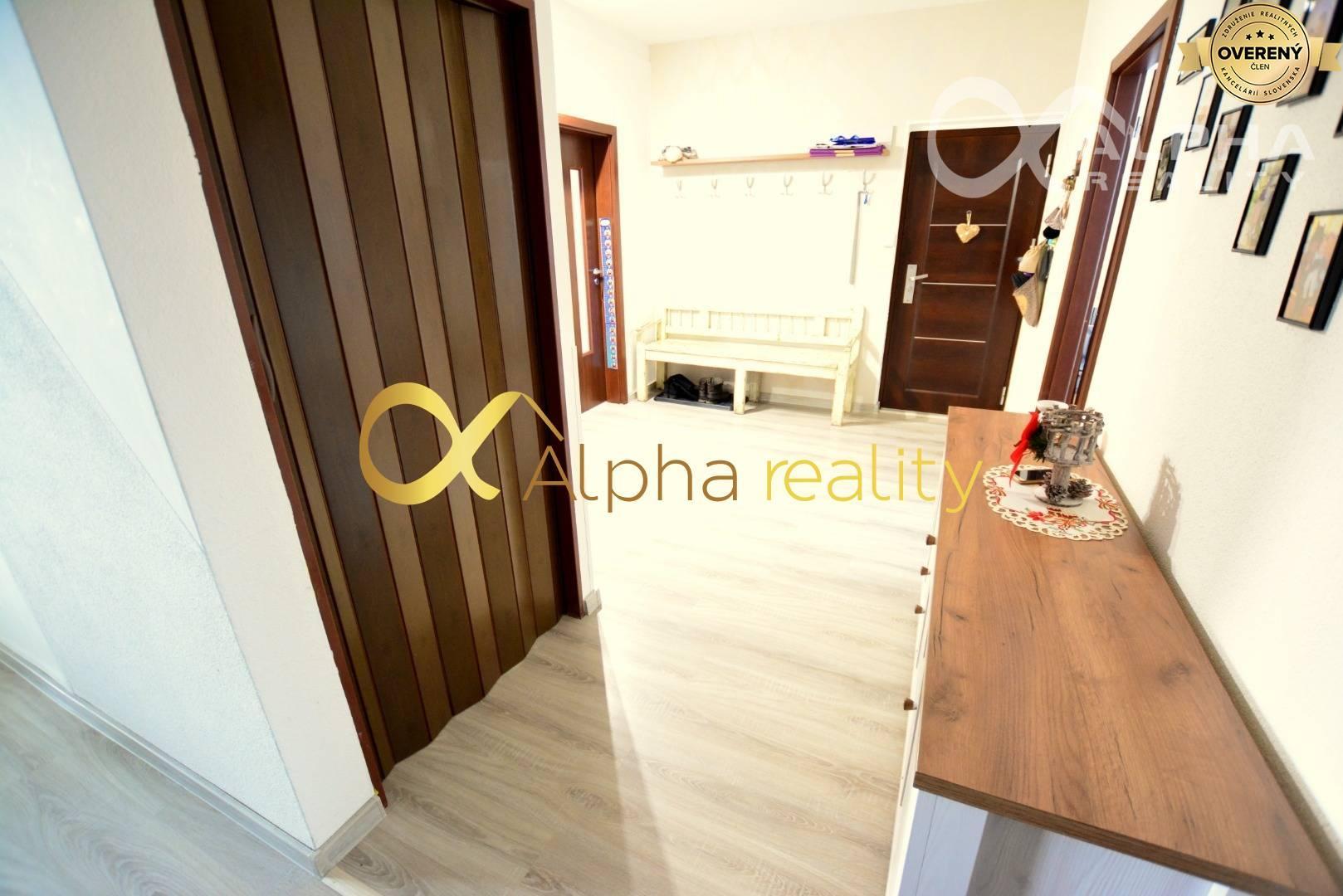 Prenájom 4 izbový byt s loggiou, sídlisko Mier, Spišská Nová Ves