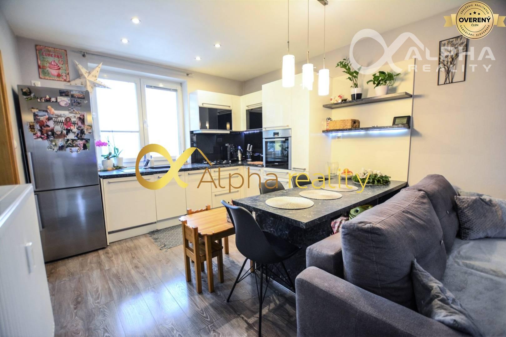 Rezervované - Exkluzívne 2i byt upravený na 3i, centrum, Sp. Nová Ves