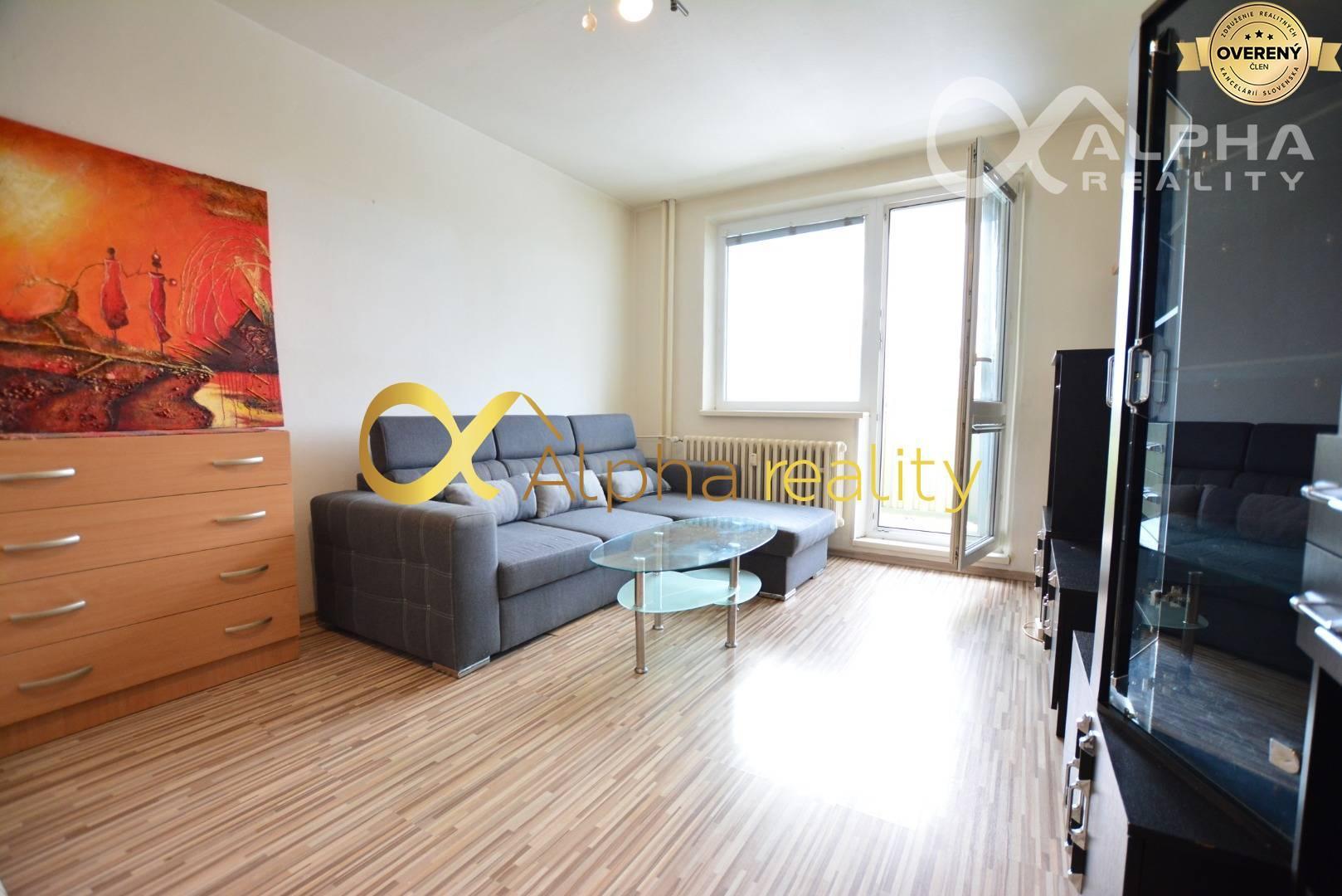 EXKLUZÍVNE: 3 izbový byt s loggiou, sídlisko Mier, Spišská Nová Ves