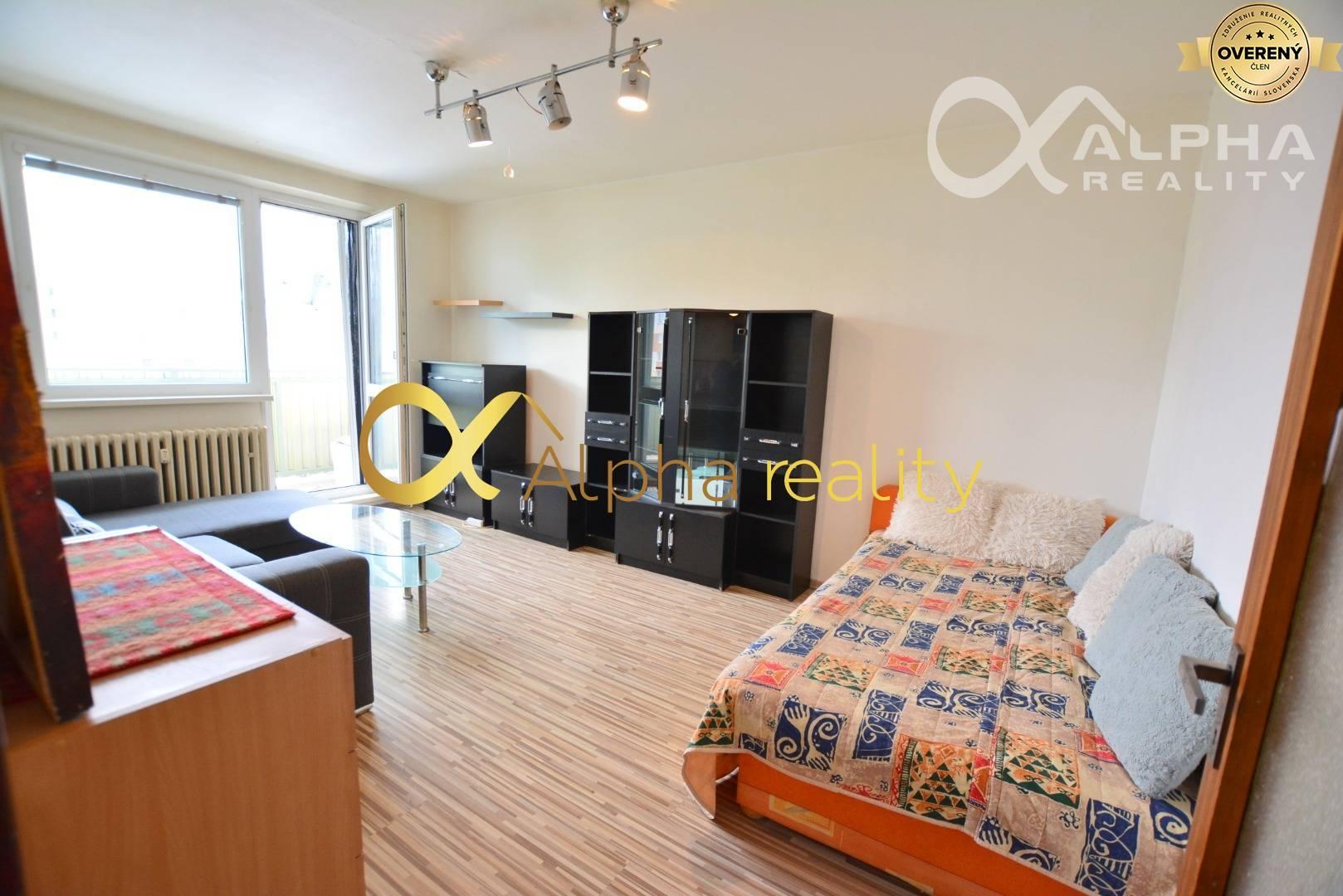 EXKLUZÍVNE: 3 izbový byt s loggiou, sídlisko Mier, Spišská Nová Ves