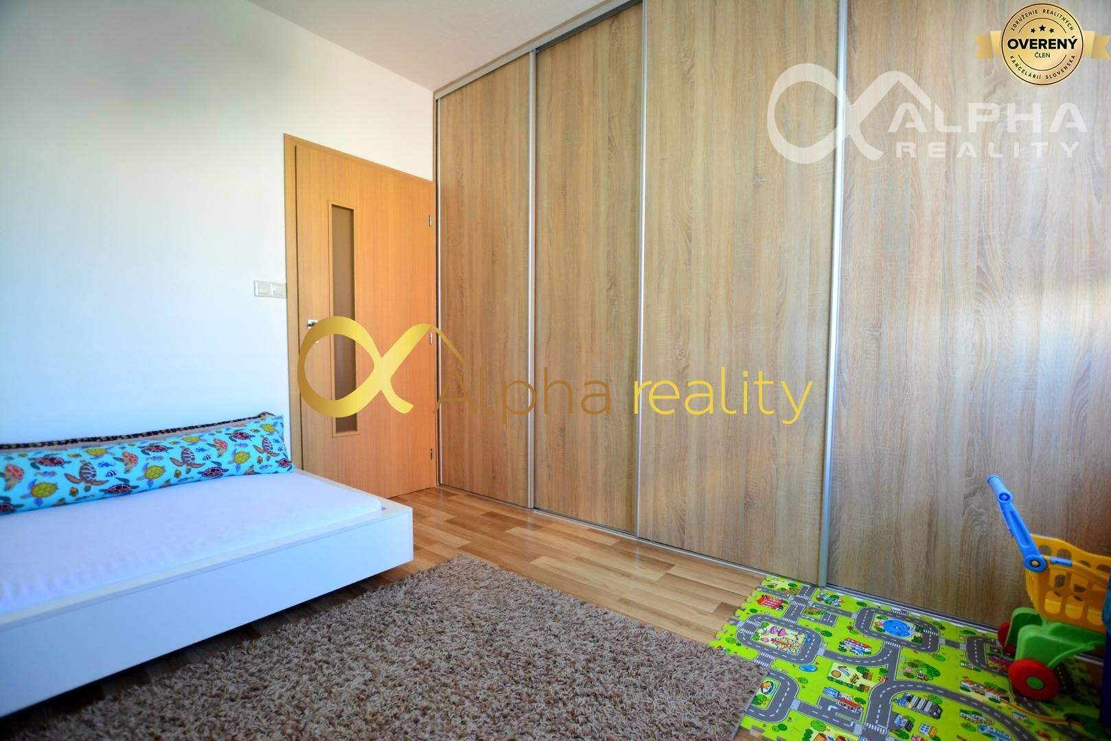 Exkluzívne 3 izbový byt s loggiou, sídlisko Západ, Spišská Nová Ves