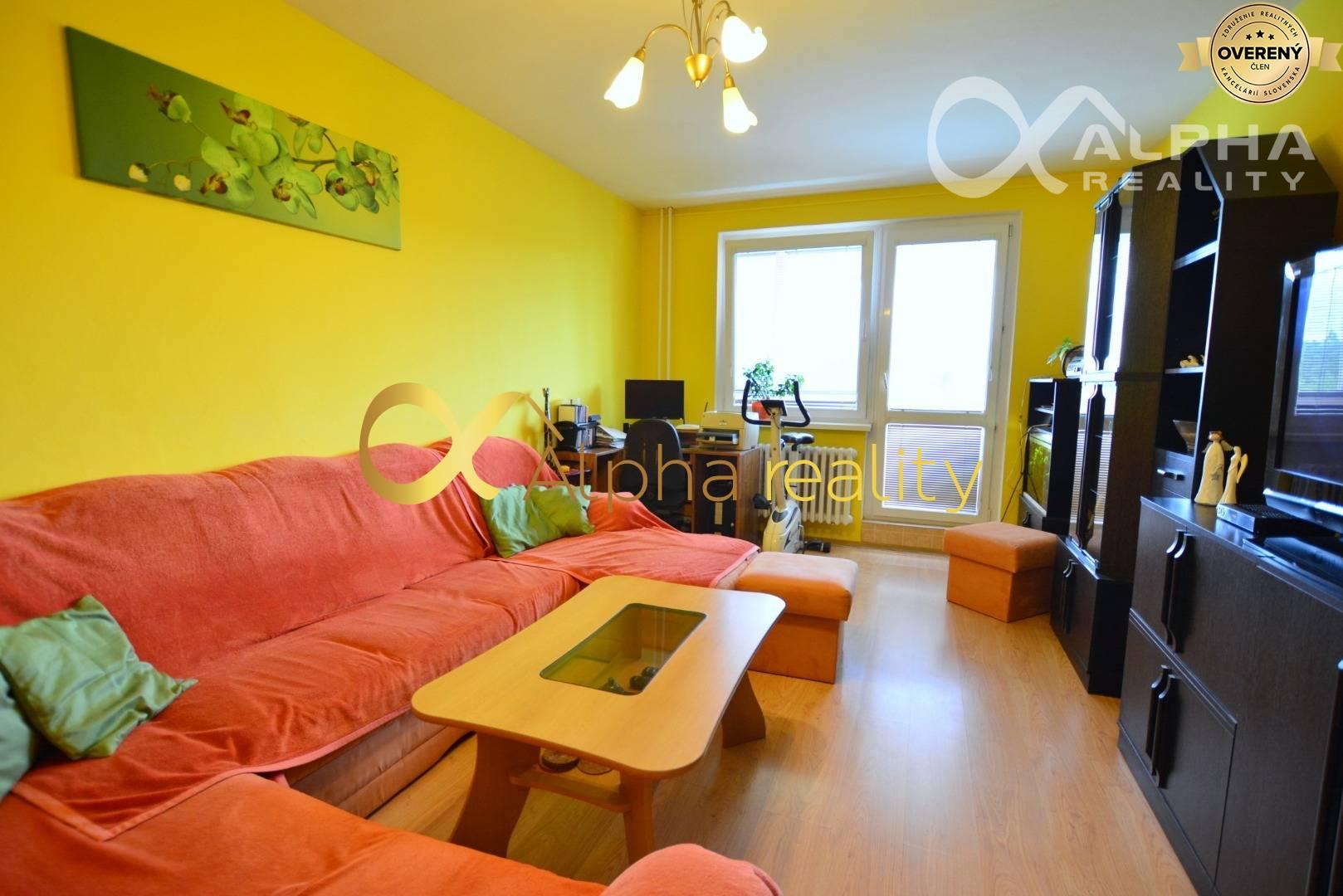 REZERVOVANÉ: 3 izbový byt s dvoma loggiami, Sp.N.Ves