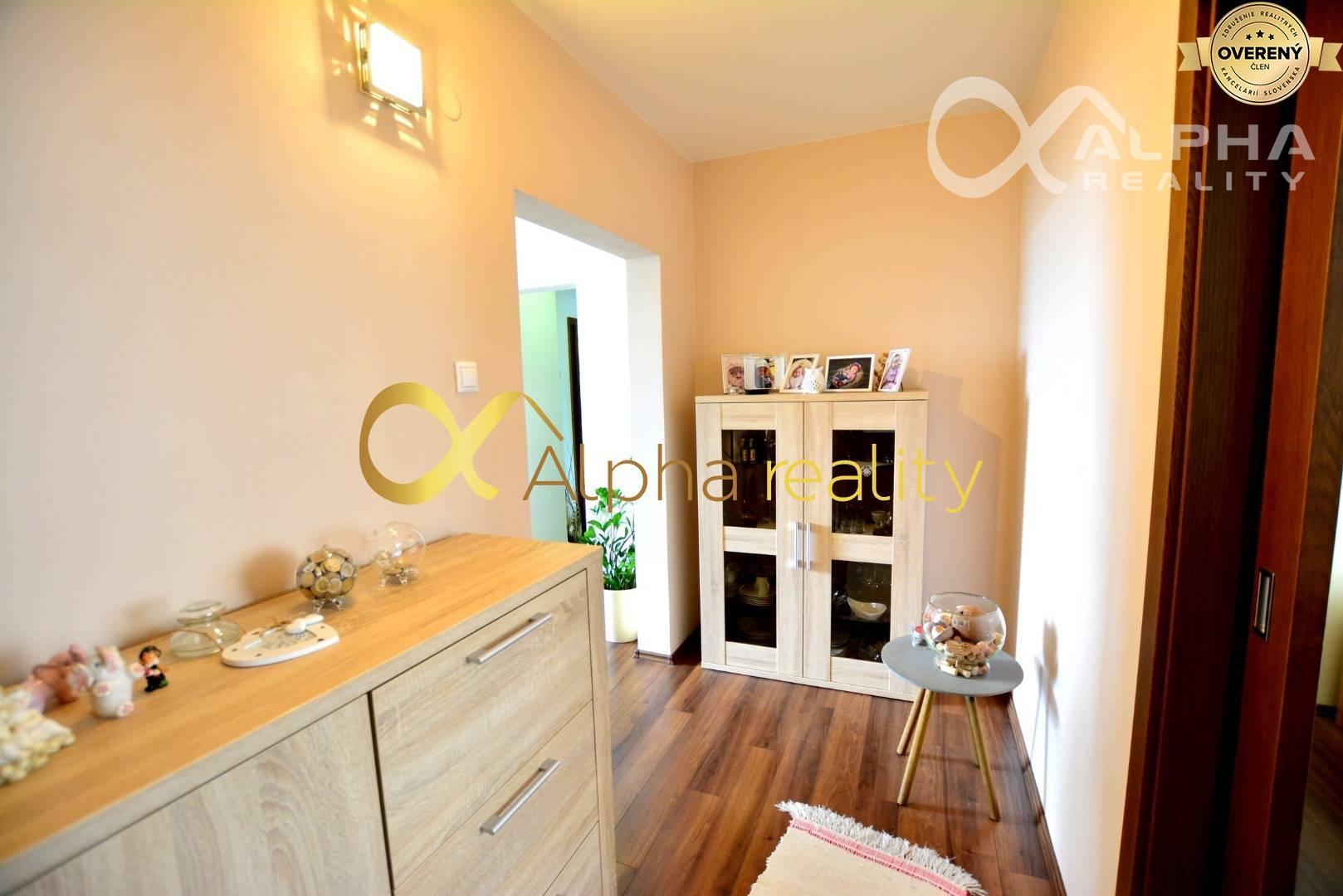 3 izbový byt s loggiou, sídlisko Tarča, Spišská Nová Ves