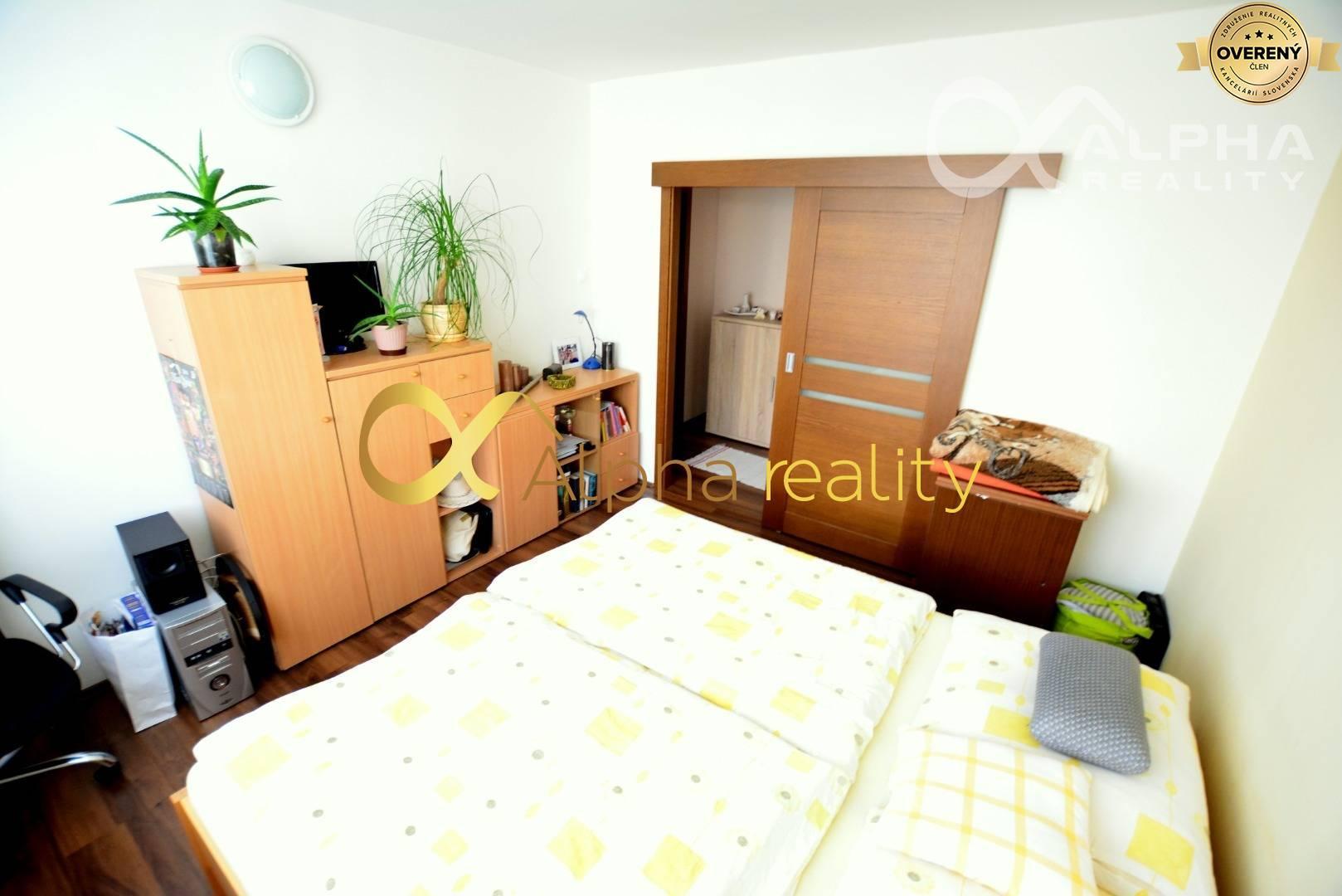 3 izbový byt s loggiou, sídlisko Tarča, Spišská Nová Ves