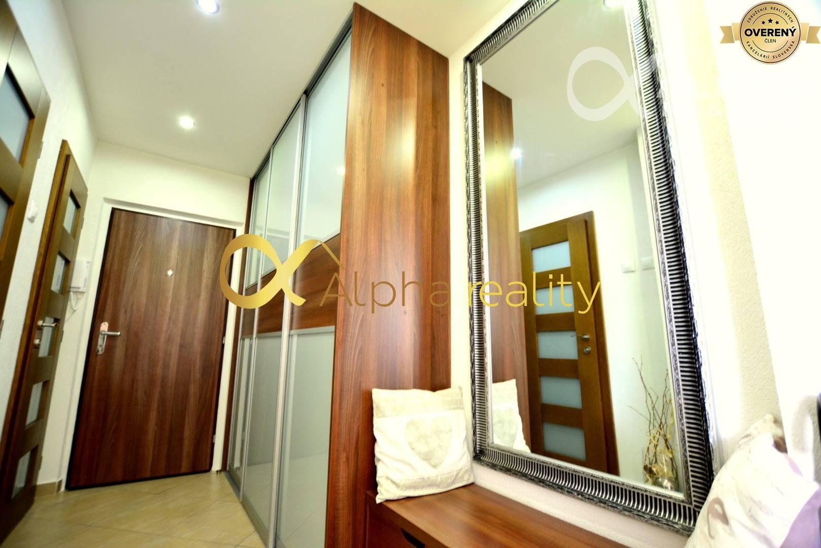 3 izbový byt s loggiou, sídlisko Tarča, Spišská Nová Ves