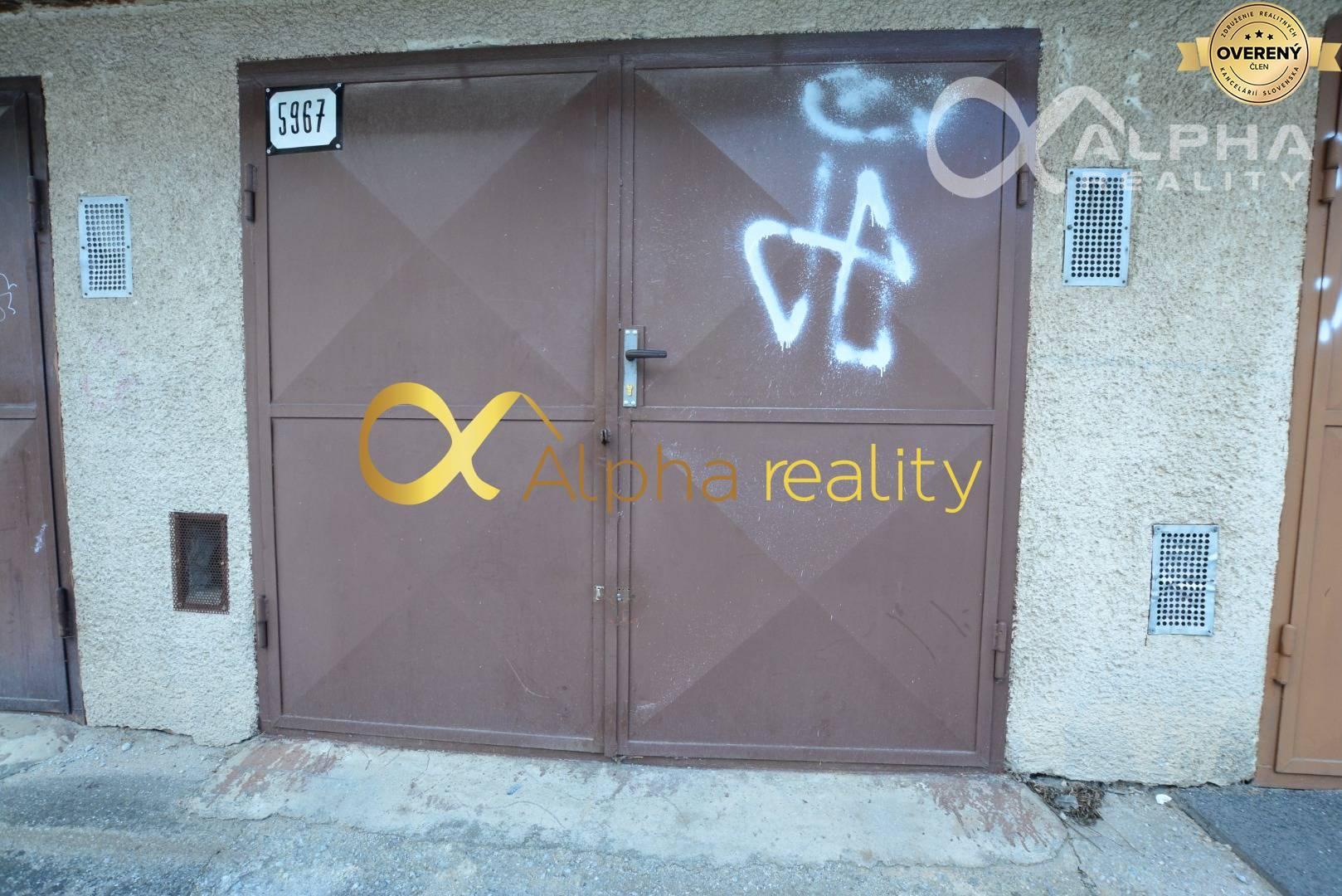 Exkluzívne Garáž, centrum, Spišská Nová Ves