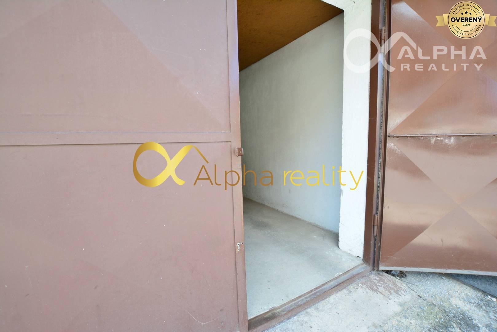 Exkluzívne Garáž, centrum, Spišská Nová Ves