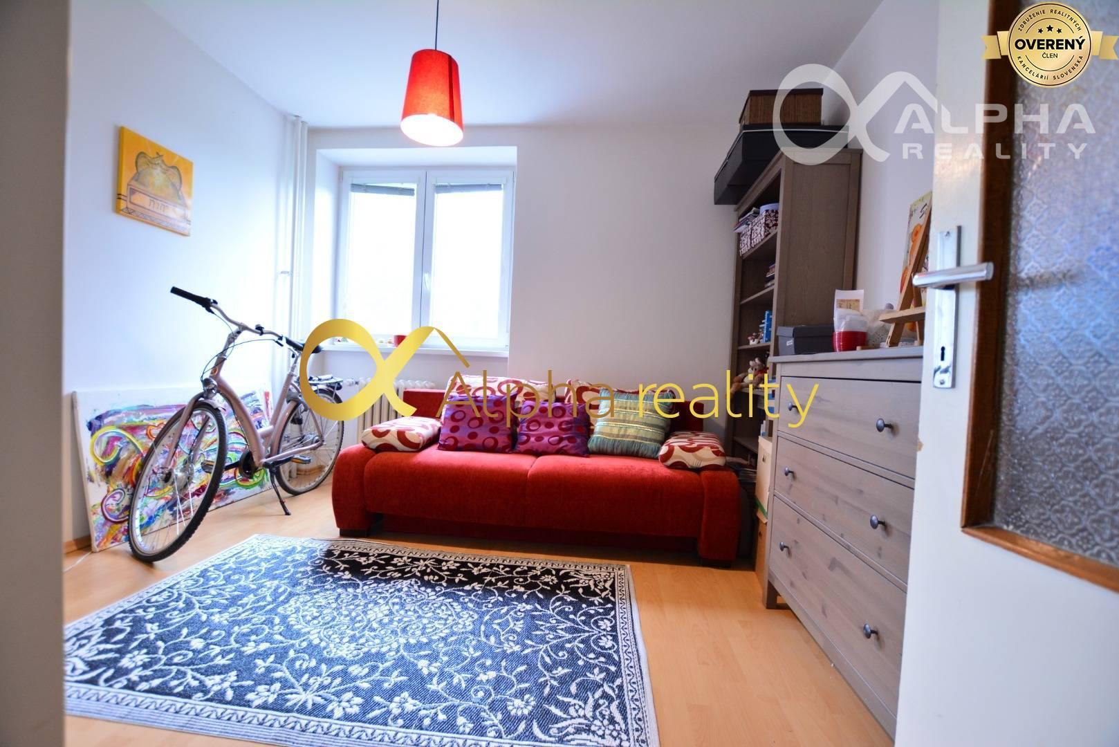 4 izbový byt s loggiou, sídlisko Tarča, Spišská Nová Ves