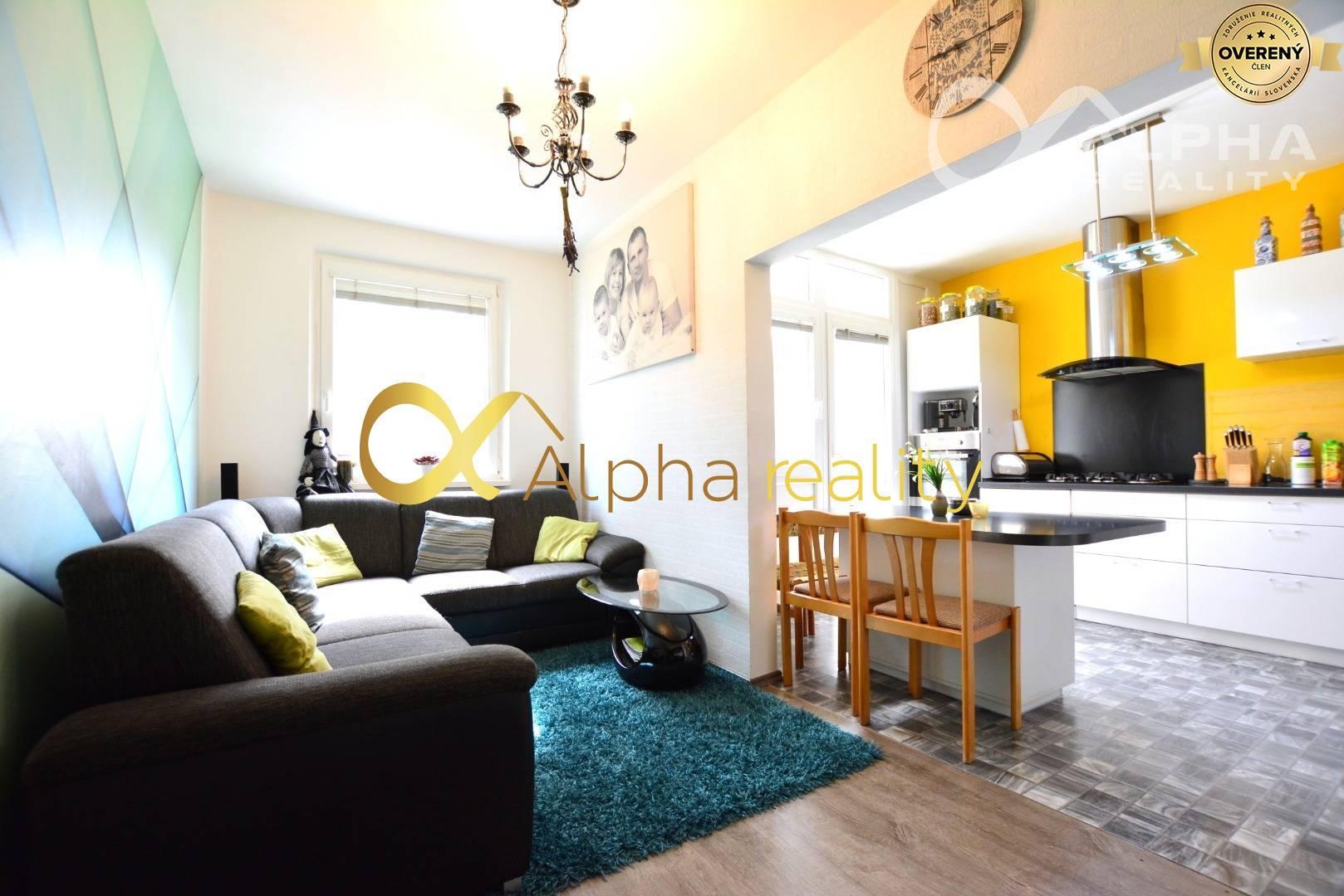 Prenájom: 4 izbový byt s loggiou, sídlisko Mier, Sp.N.Ves