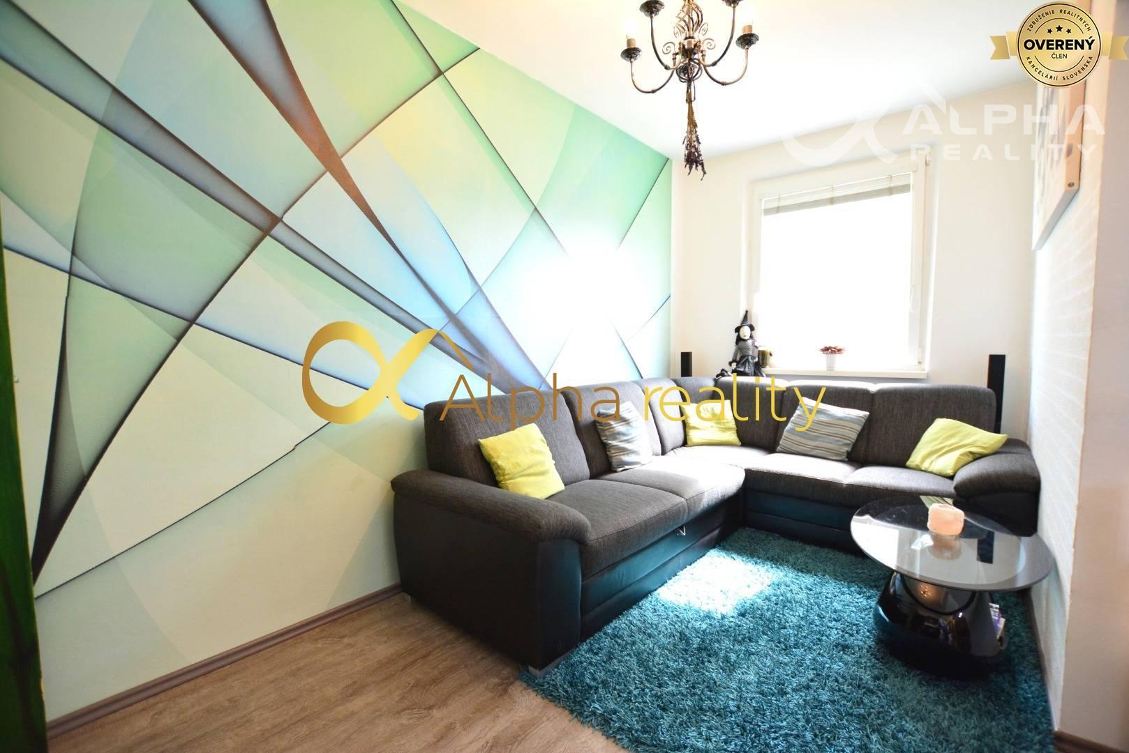 Prenájom: 4 izbový byt s loggiou, sídlisko Mier, Sp.N.Ves