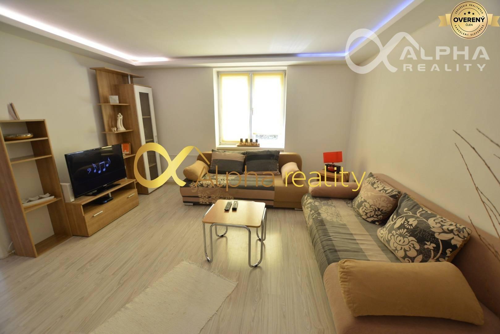 Prenájom 2 izbový byt , kompletne zariadený, centrum, Spišská Nová Ves