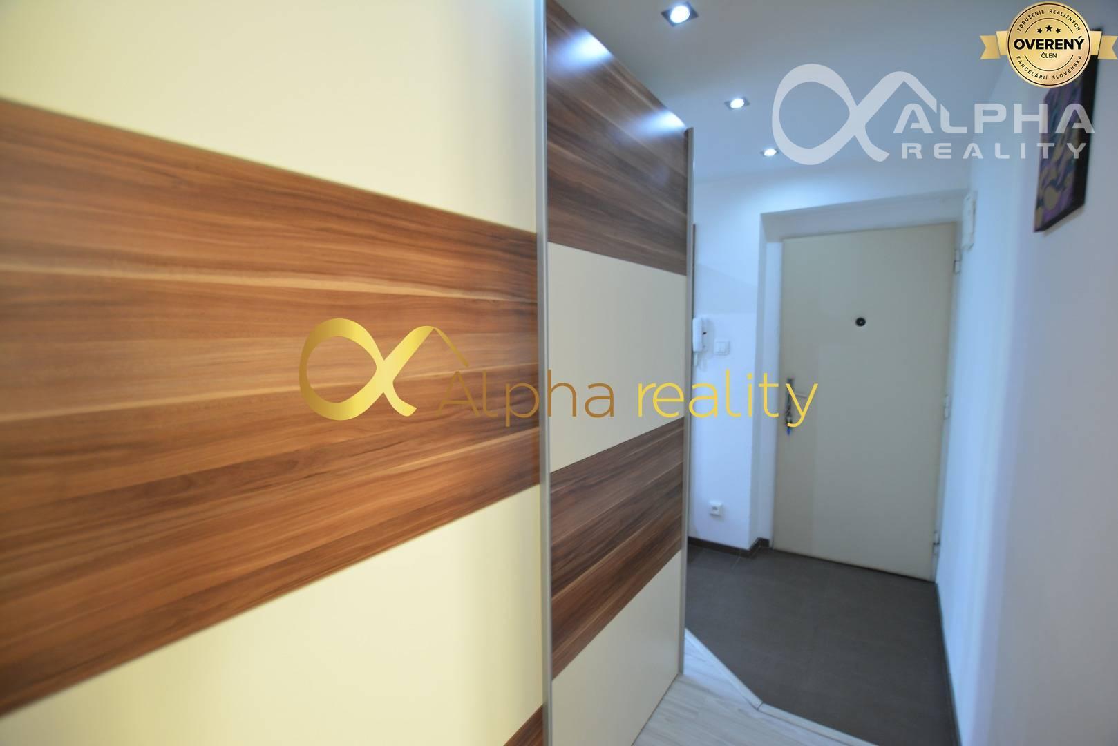 Prenájom 2 izbový byt , kompletne zariadený, centrum, Spišská Nová Ves