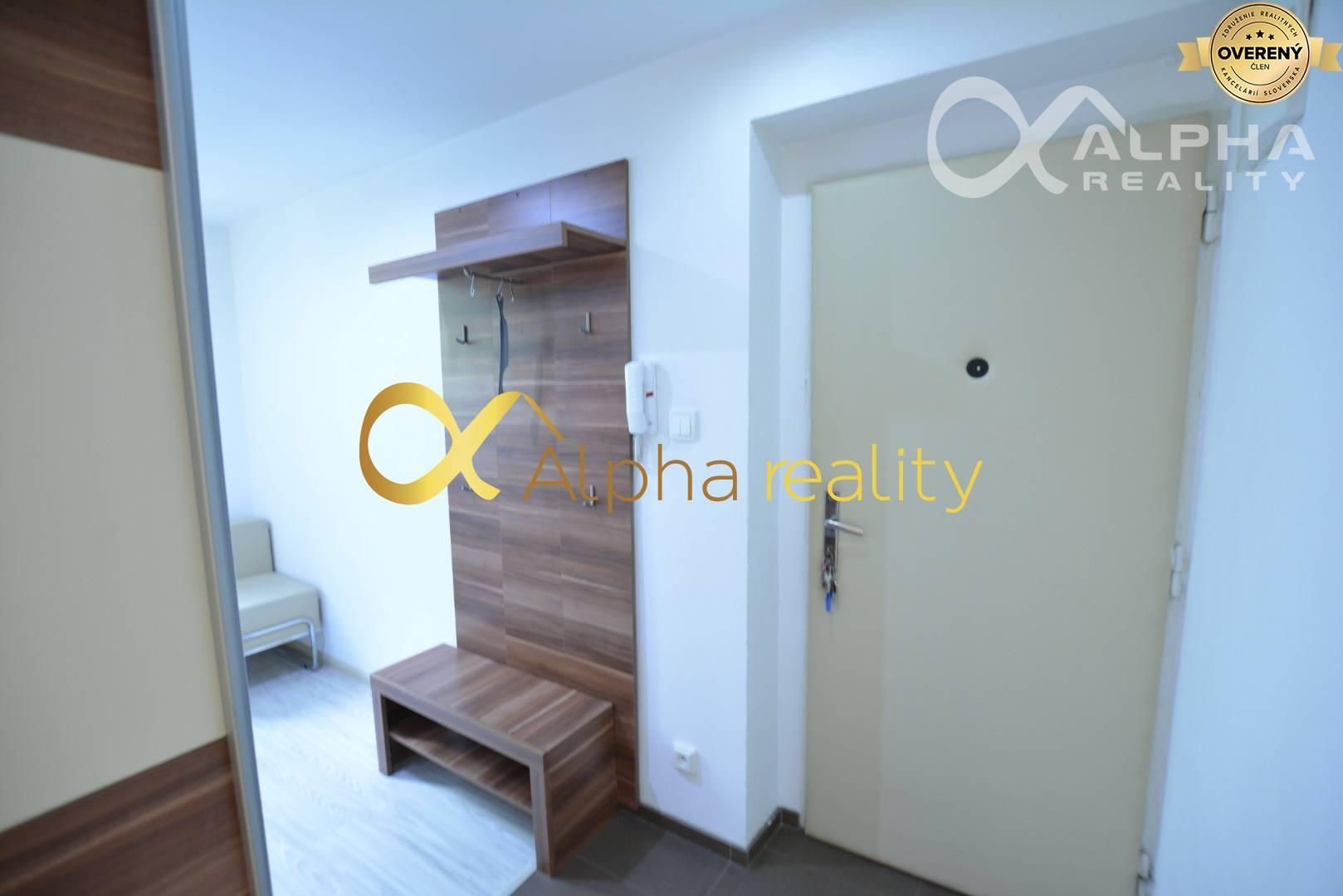 Prenájom 2 izbový byt , kompletne zariadený, centrum, Spišská Nová Ves