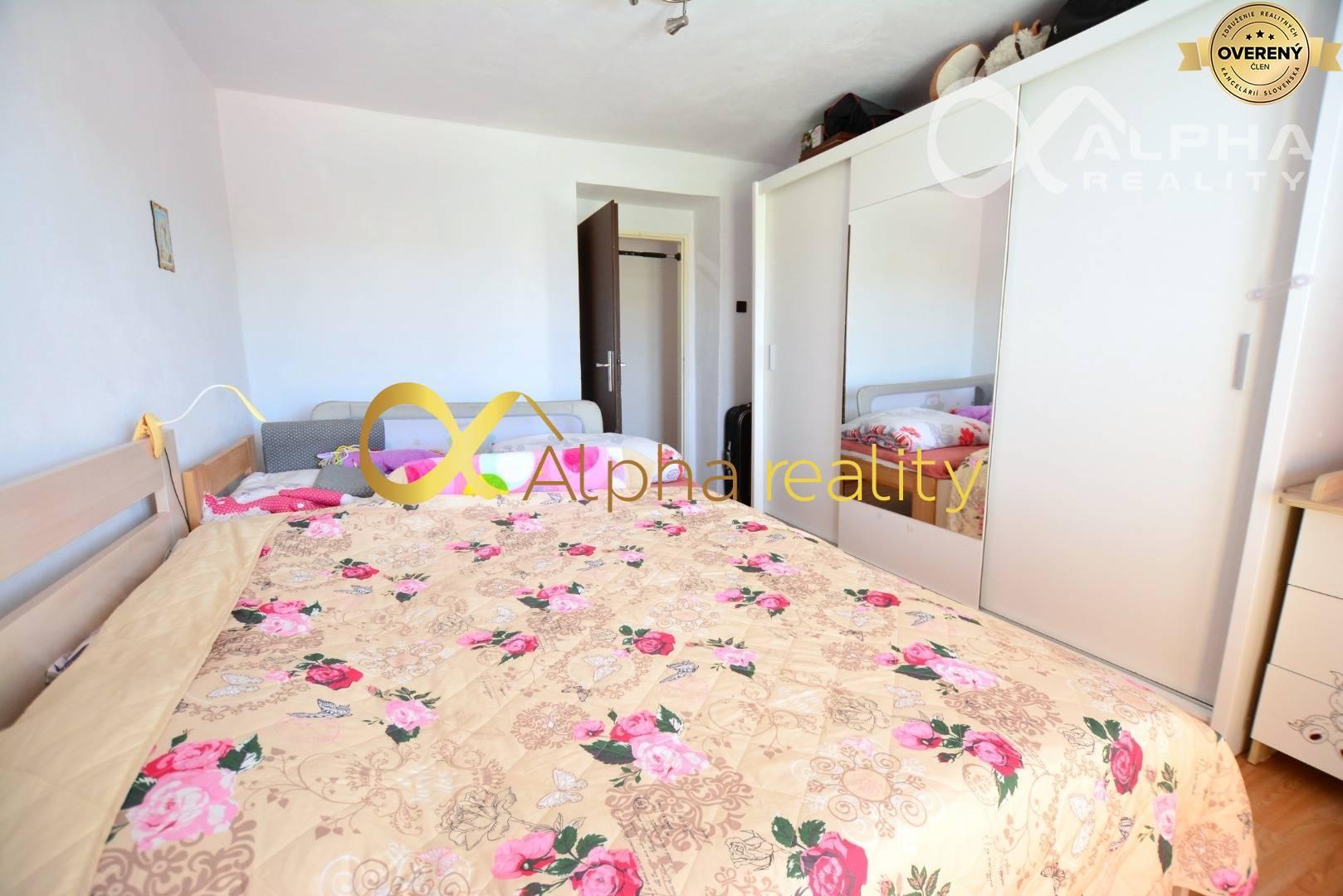 Rezervované 2 izbový byt s balkónom, centrum, Spišská Nová Ves