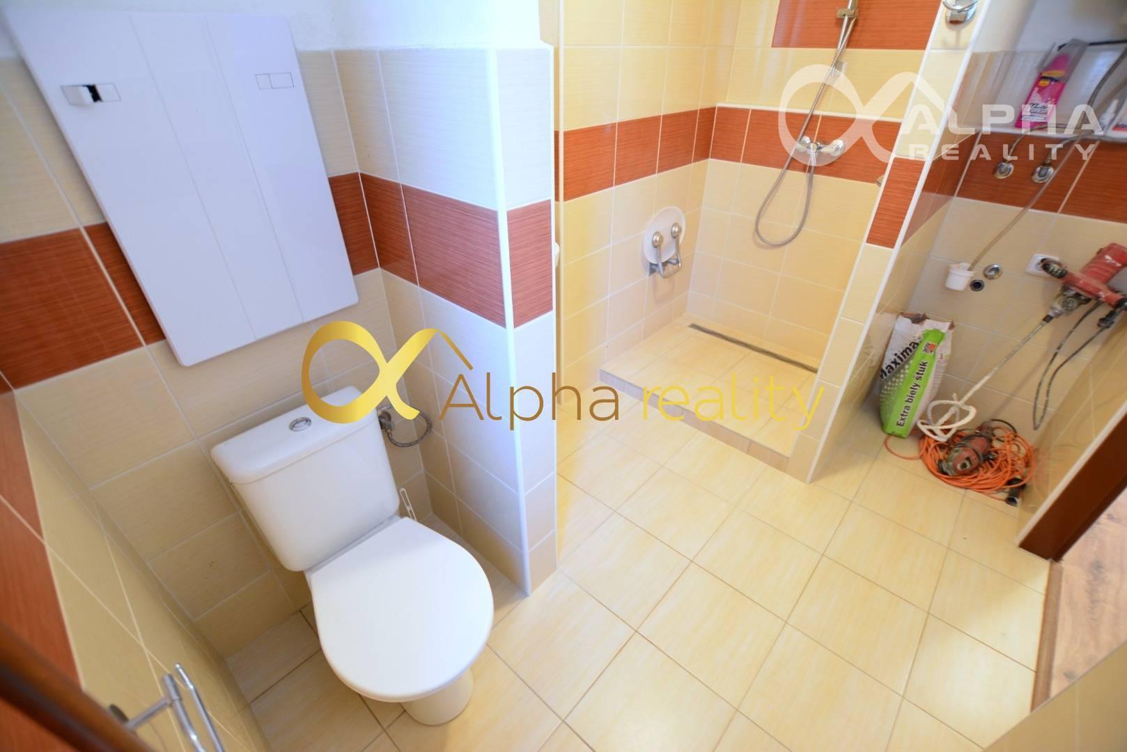 Exkluzívne 2 izbový byt s balkónom, širšie centrum, Poprad