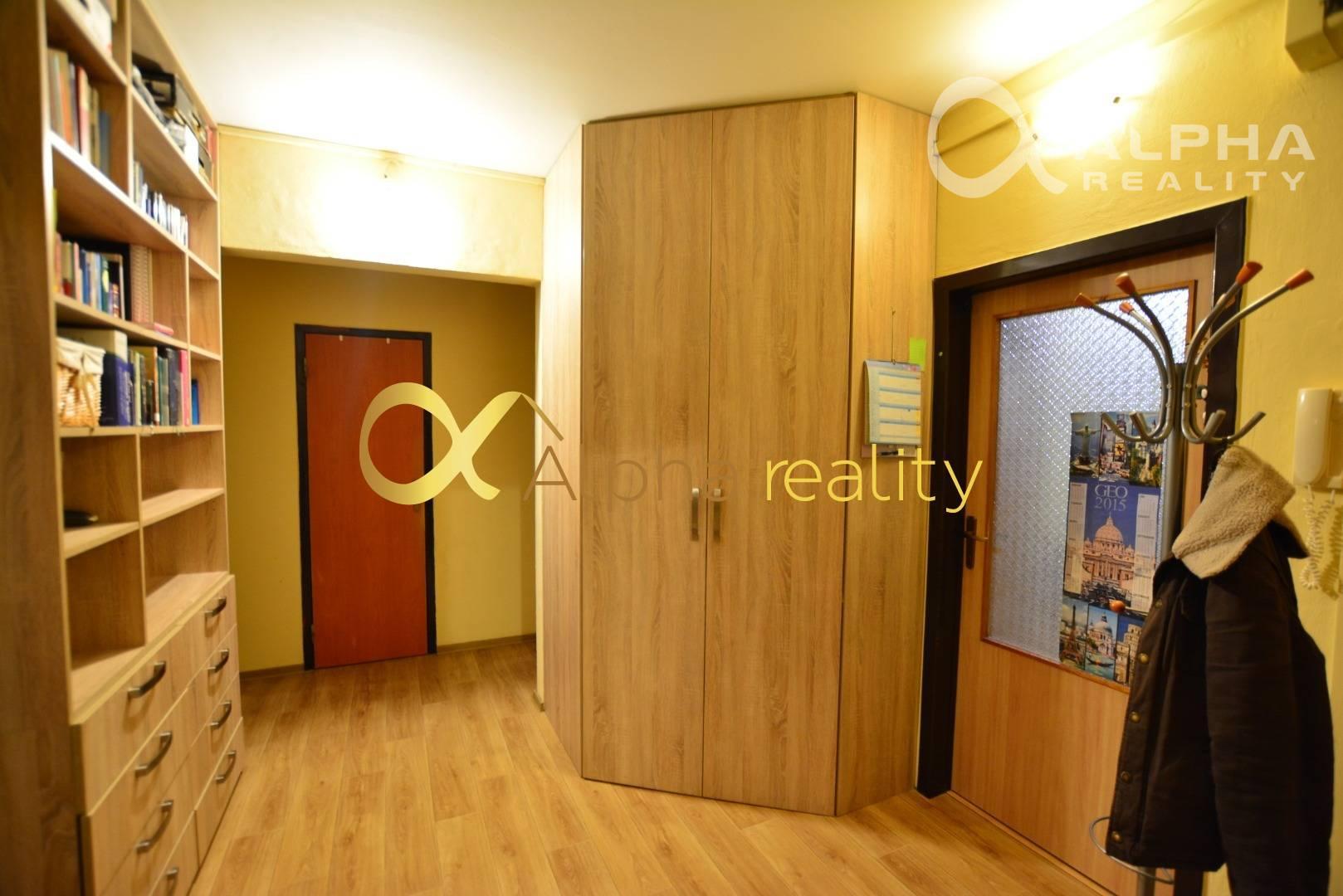 4 izbový byt s loggiou, sídlisko Mier, Spišská Nová Ves