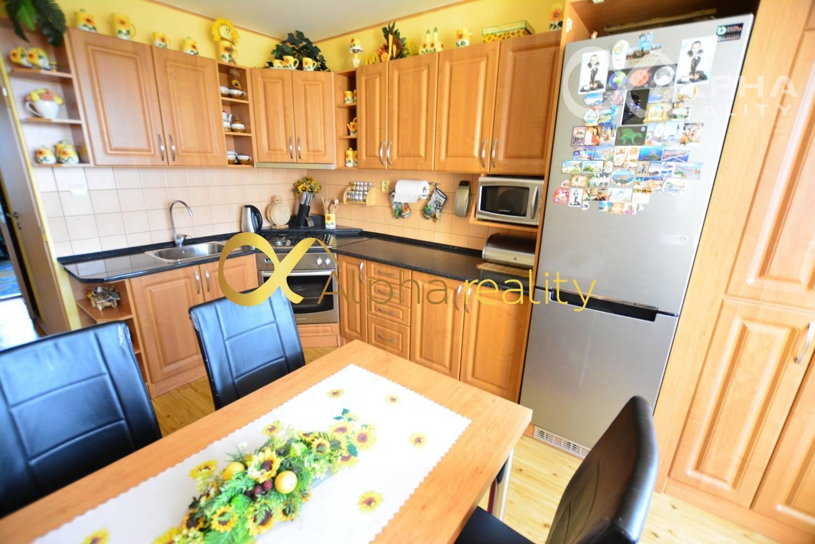 EXKLUZÍVNE 4 izbový byt s loggiou, sídlisko Západ, Smižany