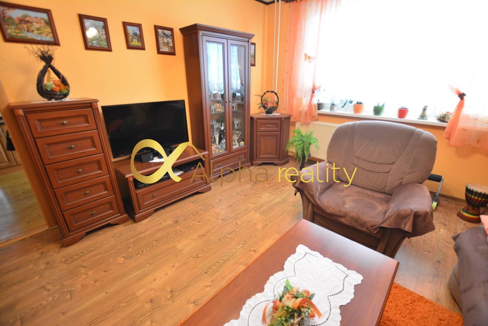 EXKLUZÍVNE 4 izbový byt s loggiou, sídlisko Západ, Smižany