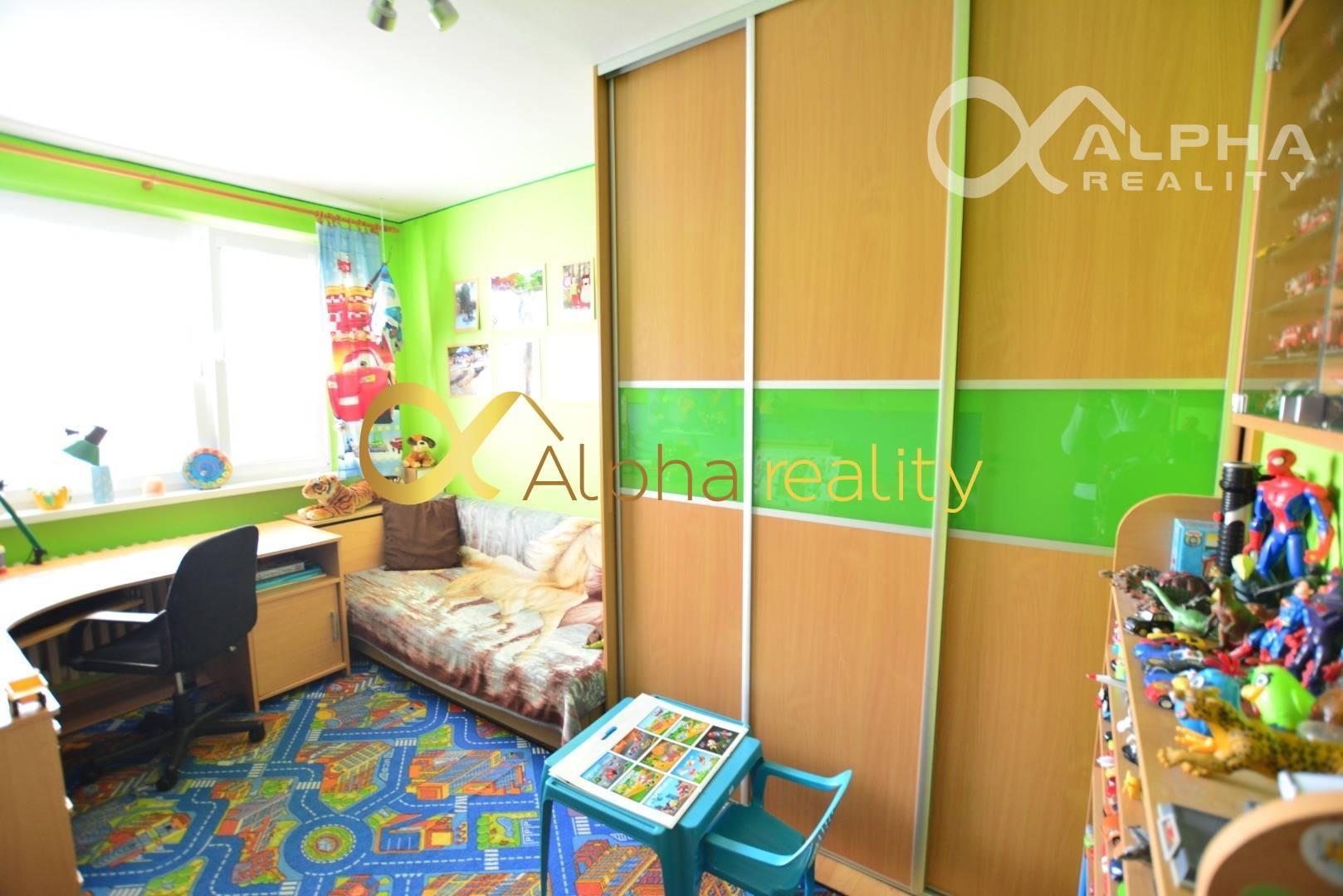 EXKLUZÍVNE 4 izbový byt s loggiou, sídlisko Západ, Smižany