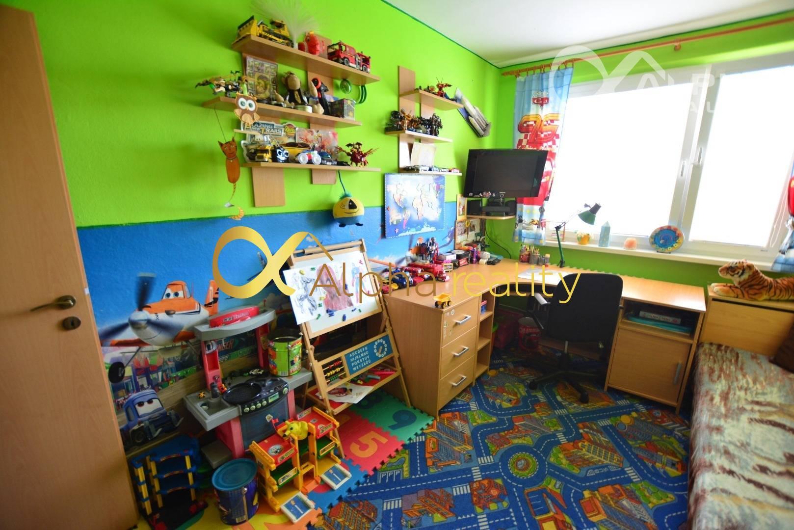 EXKLUZÍVNE 4 izbový byt s loggiou, sídlisko Západ, Smižany