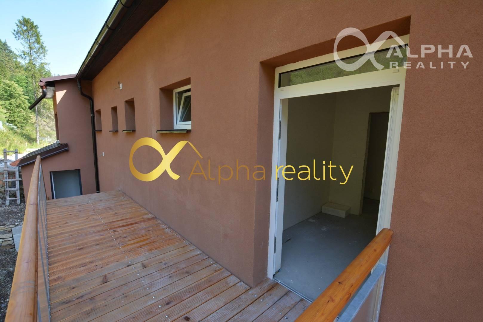 3 izbový byt s terasou, Novoveská Huta