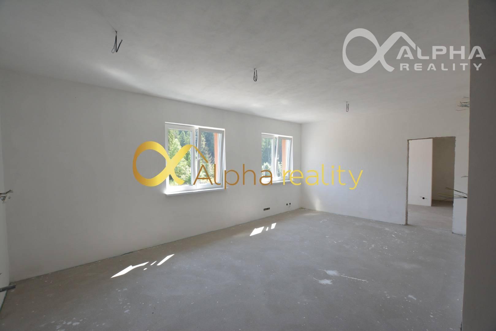 3 izbový byt s balkónom, Novoveská Huta