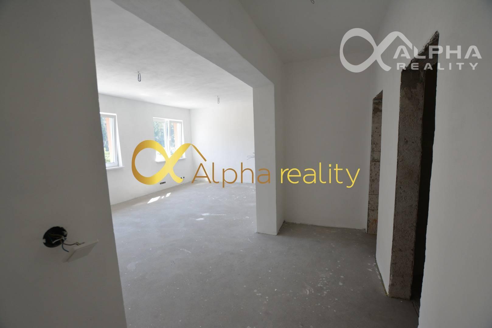 3 izbový byt s balkónom, Novoveská Huta