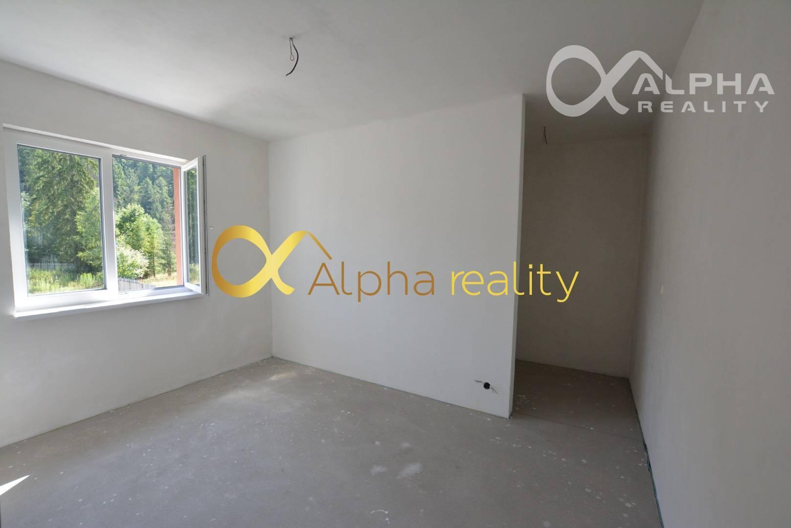 3 izbový byt s balkónom, Novoveská Huta