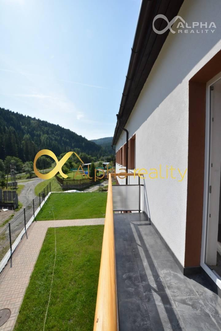 3 izbový byt s balkónom, Novoveská Huta