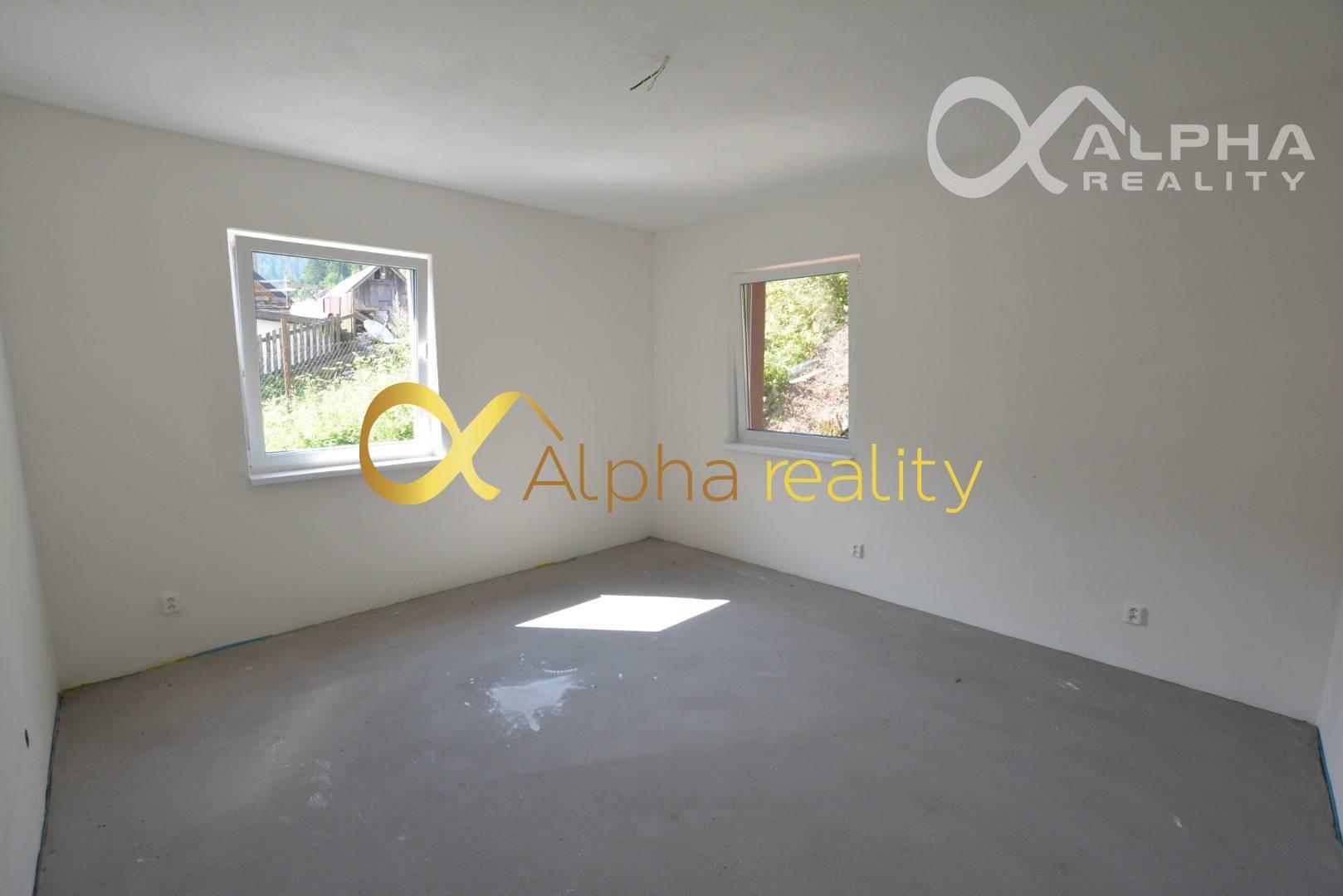 3 izbový byt s predzáhradkou, Novoveská Huta