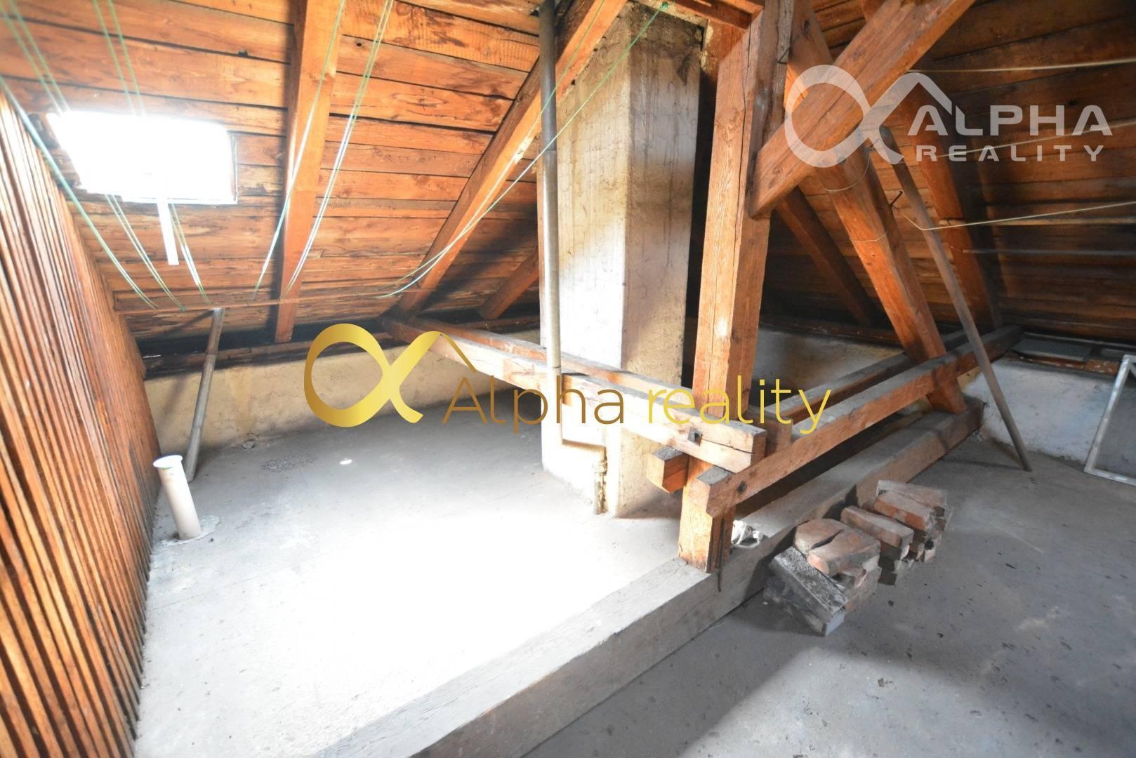 3 izbový byt s garážou a záhradkou, centrum Sp.N.Ves