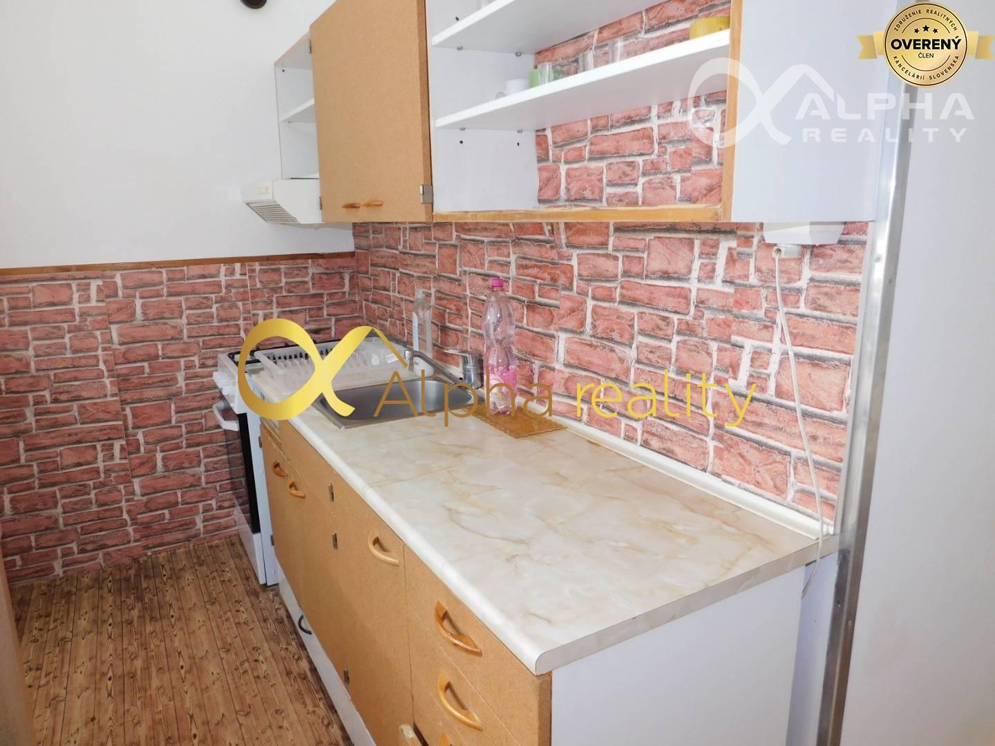 Prenájom 2 izbový byt s loggiou, Za Hornádom , Spišská Nová Ves