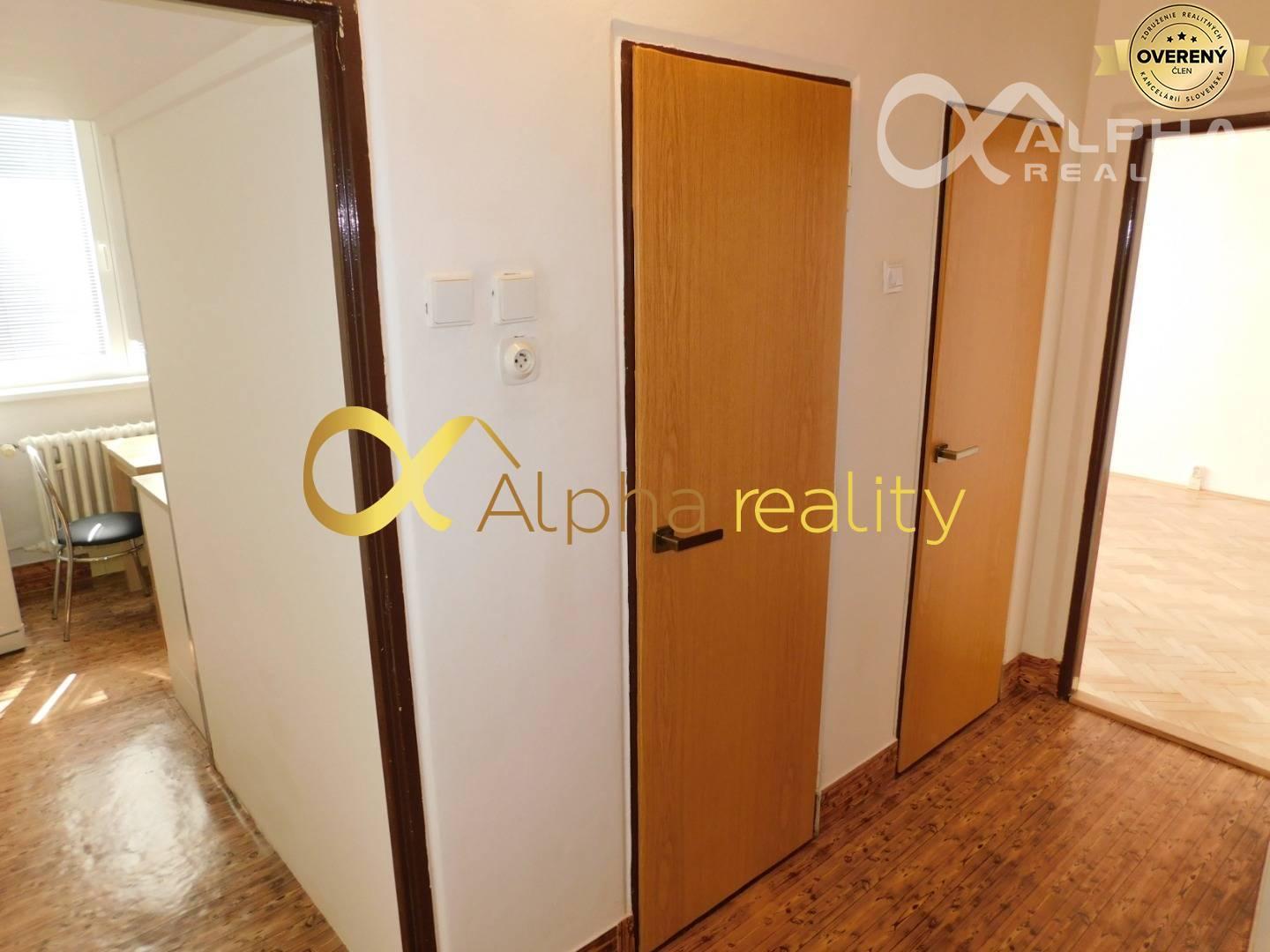 Prenájom 2 izbový byt s loggiou, Za Hornádom , Spišská Nová Ves