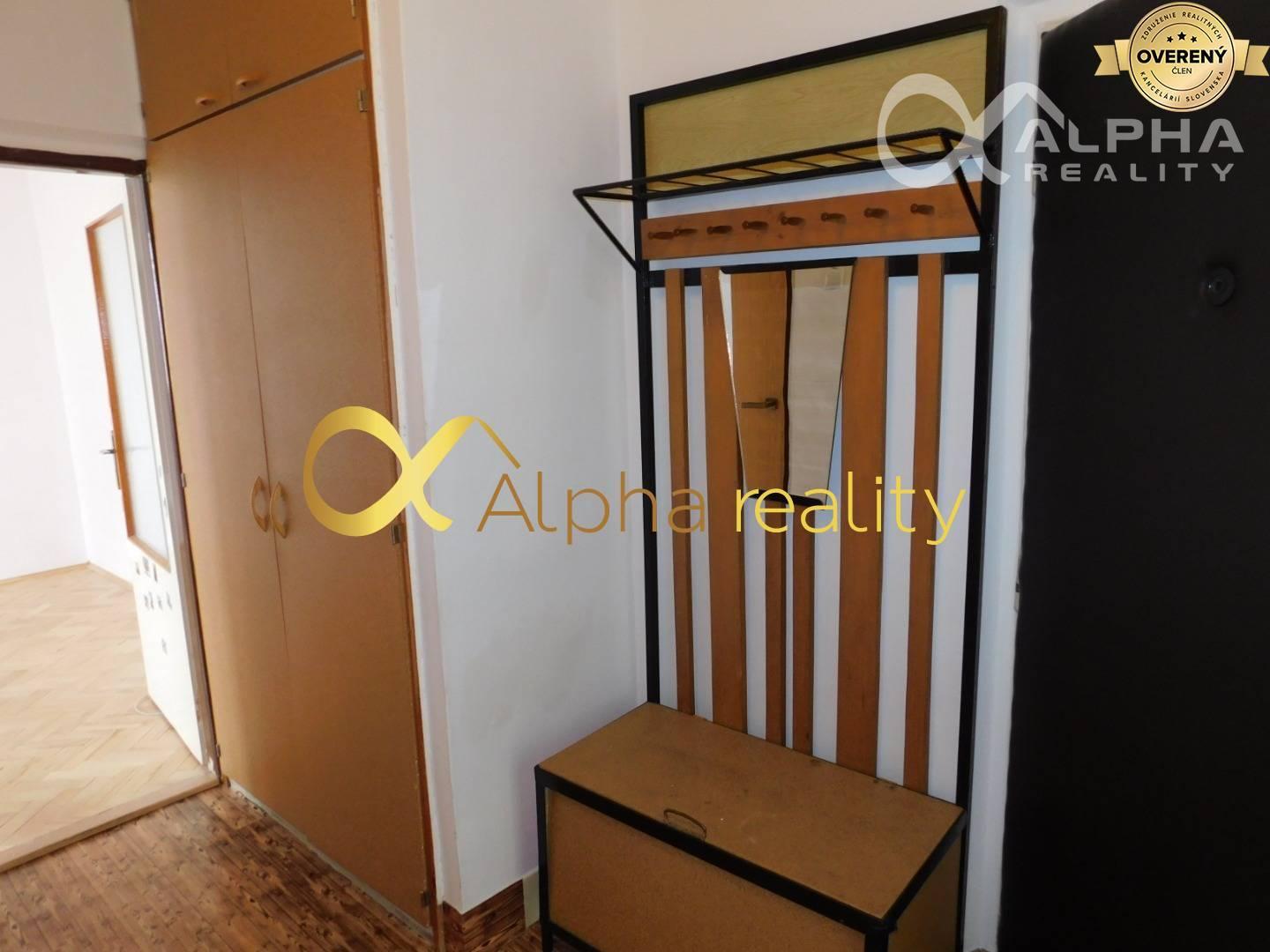 Prenájom 2 izbový byt s loggiou, Za Hornádom , Spišská Nová Ves