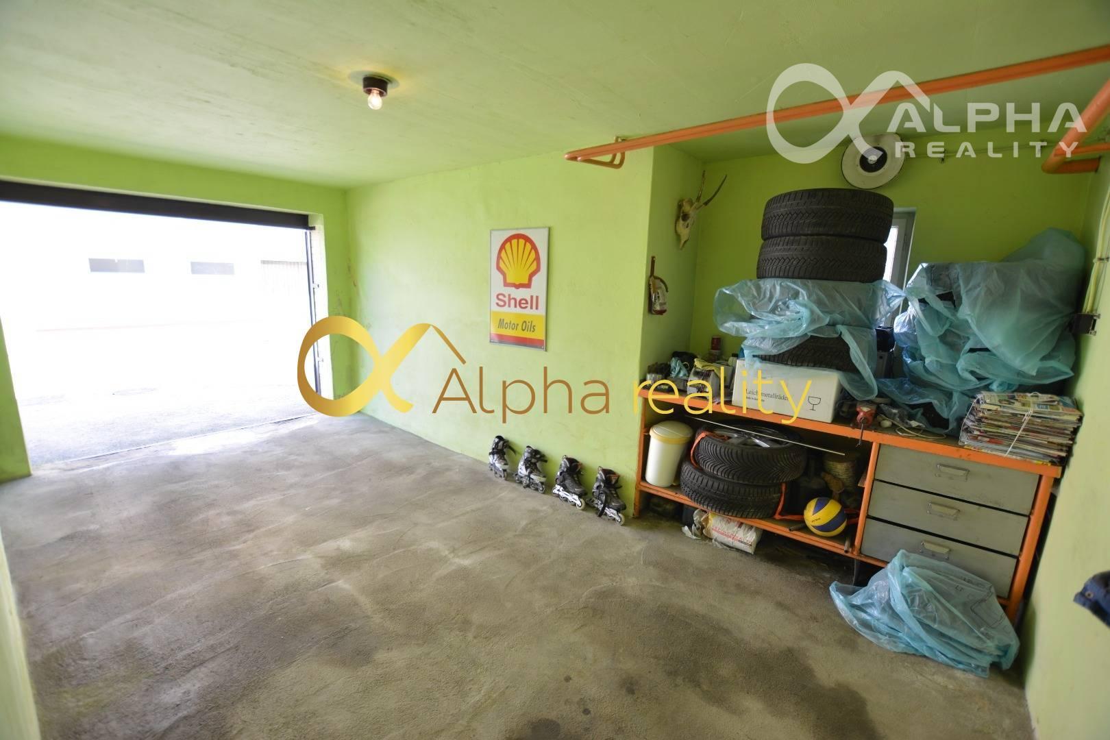 EXKLUZÍVNE 2 izbový byt s loggiou a garážou, sídl. Tarča, Sp.N.Ves