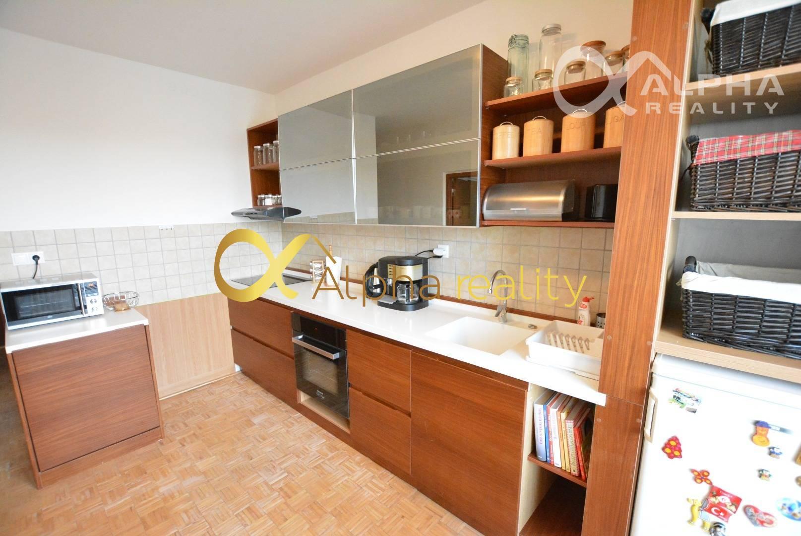 Prenájom: 4 izbový byt s loggiou, sídlisko Západ, Smižany