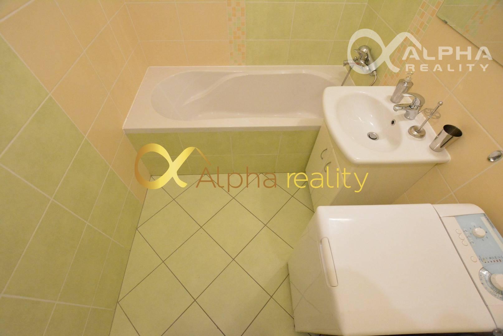 Prenájom: 4 izbový byt s loggiou, sídlisko Západ, Smižany