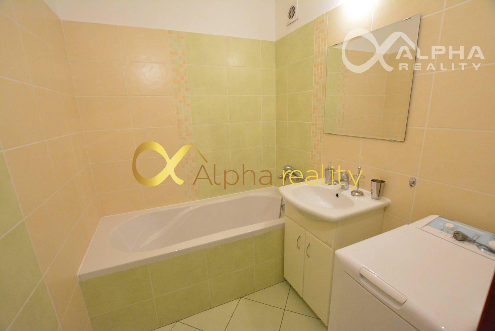 Prenájom: 4 izbový byt s loggiou, sídlisko Západ, Smižany