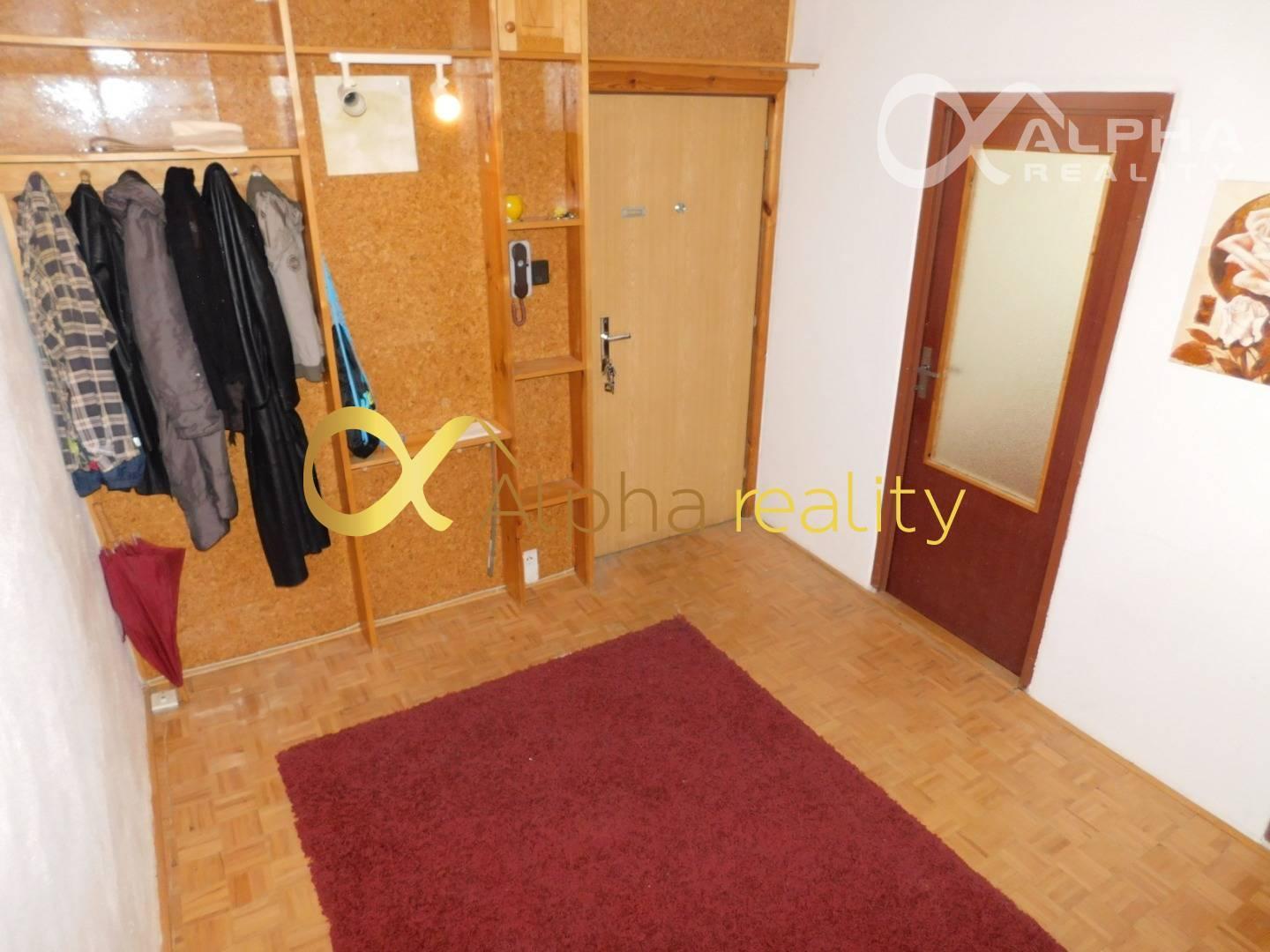 Prenájom: 4 izbový byt s loggiou, sídlisko Západ, Smižany